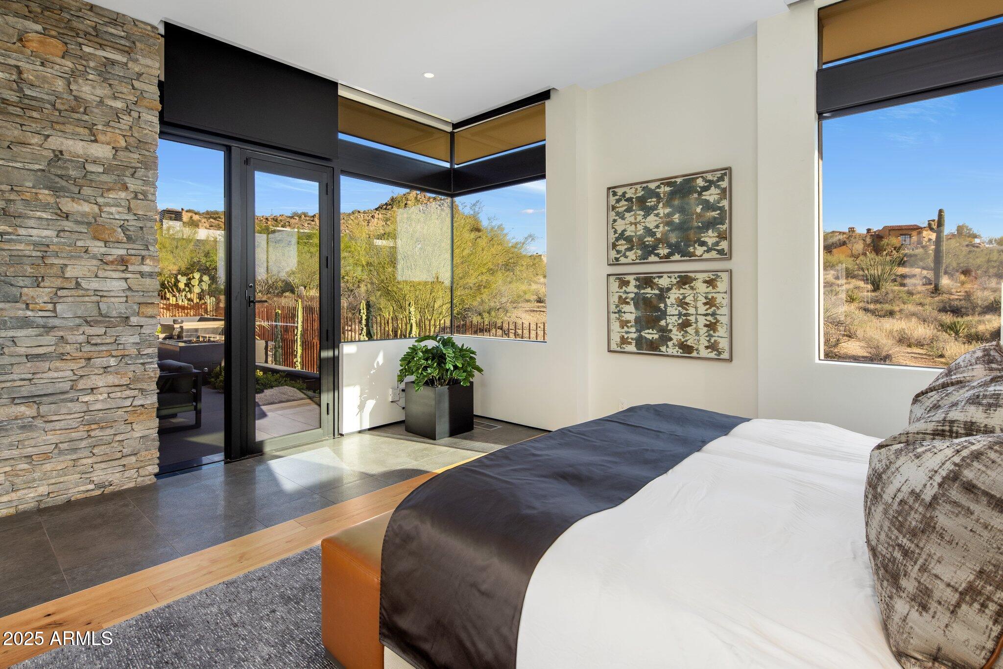 ESTANCIA - Residential