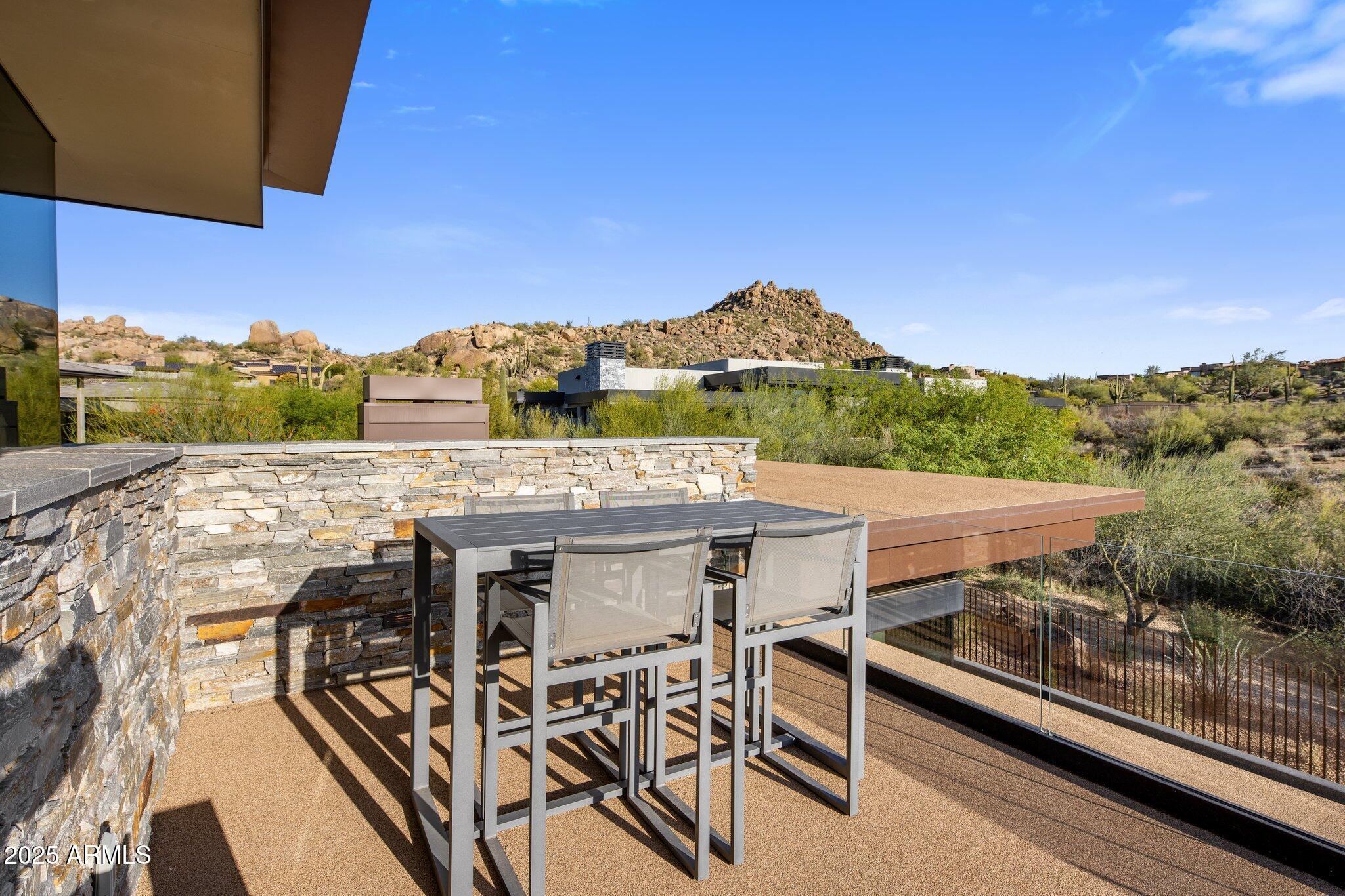 ESTANCIA - Residential