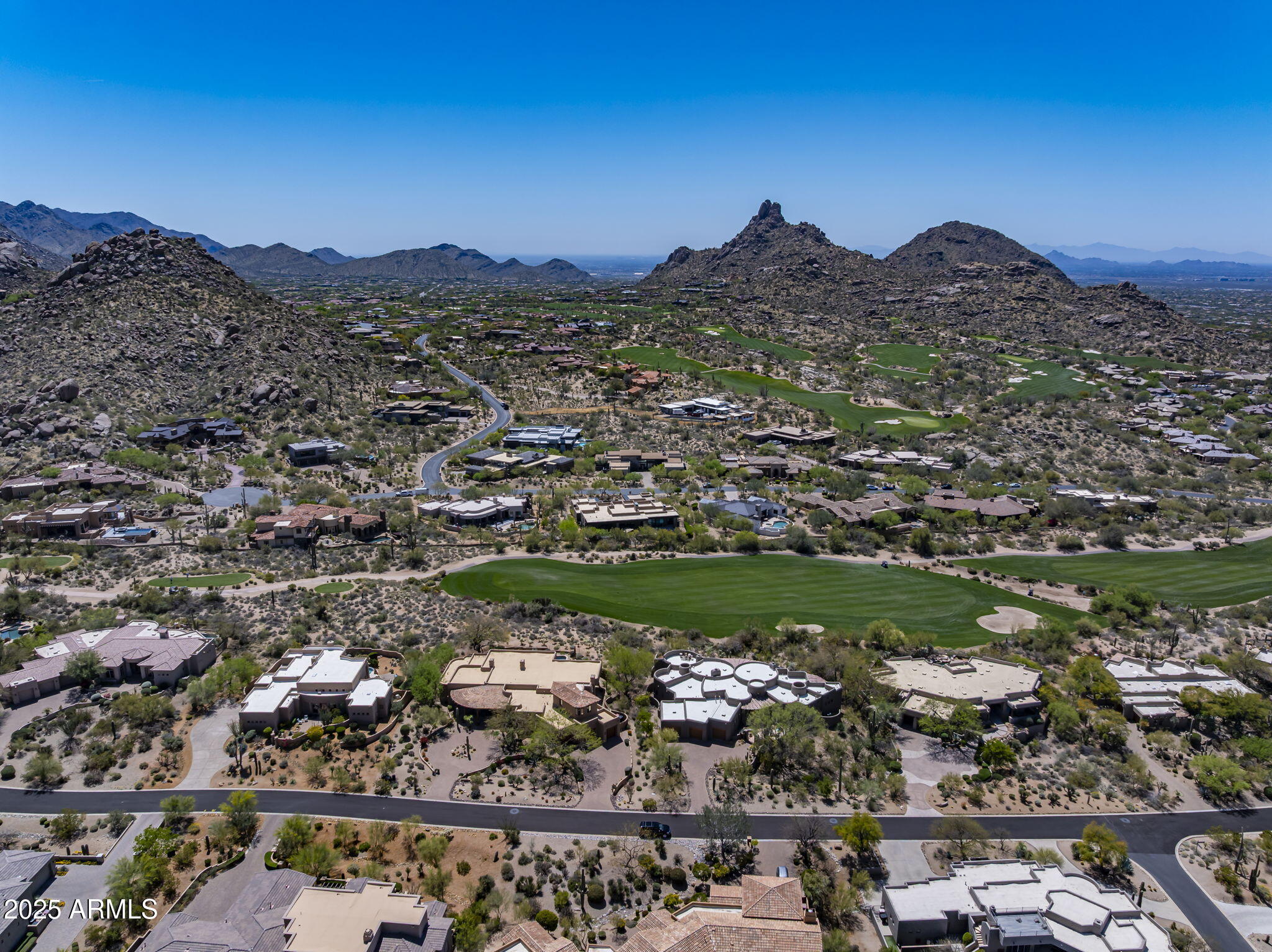 ESTANCIA - Residential