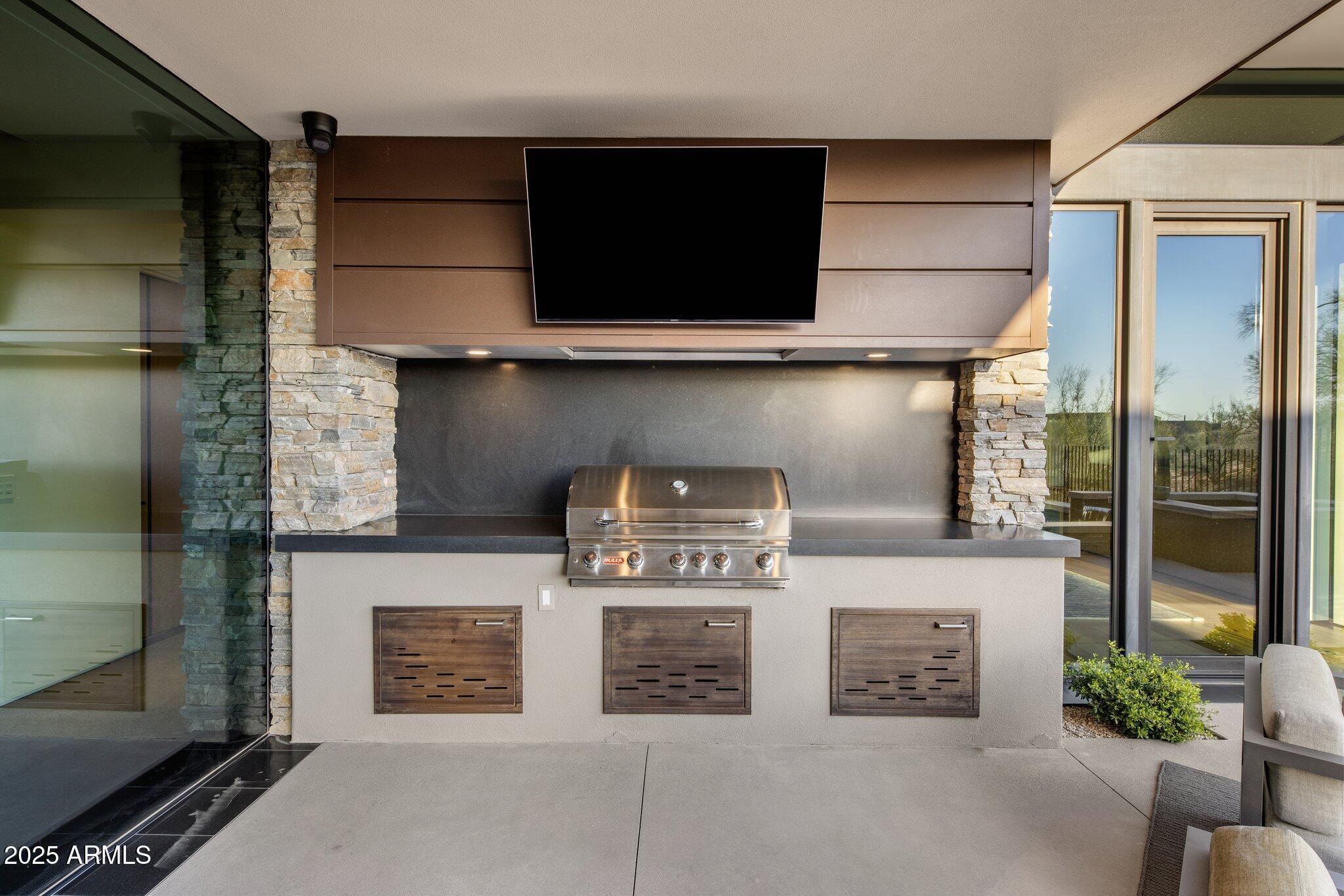 ESTANCIA - Residential