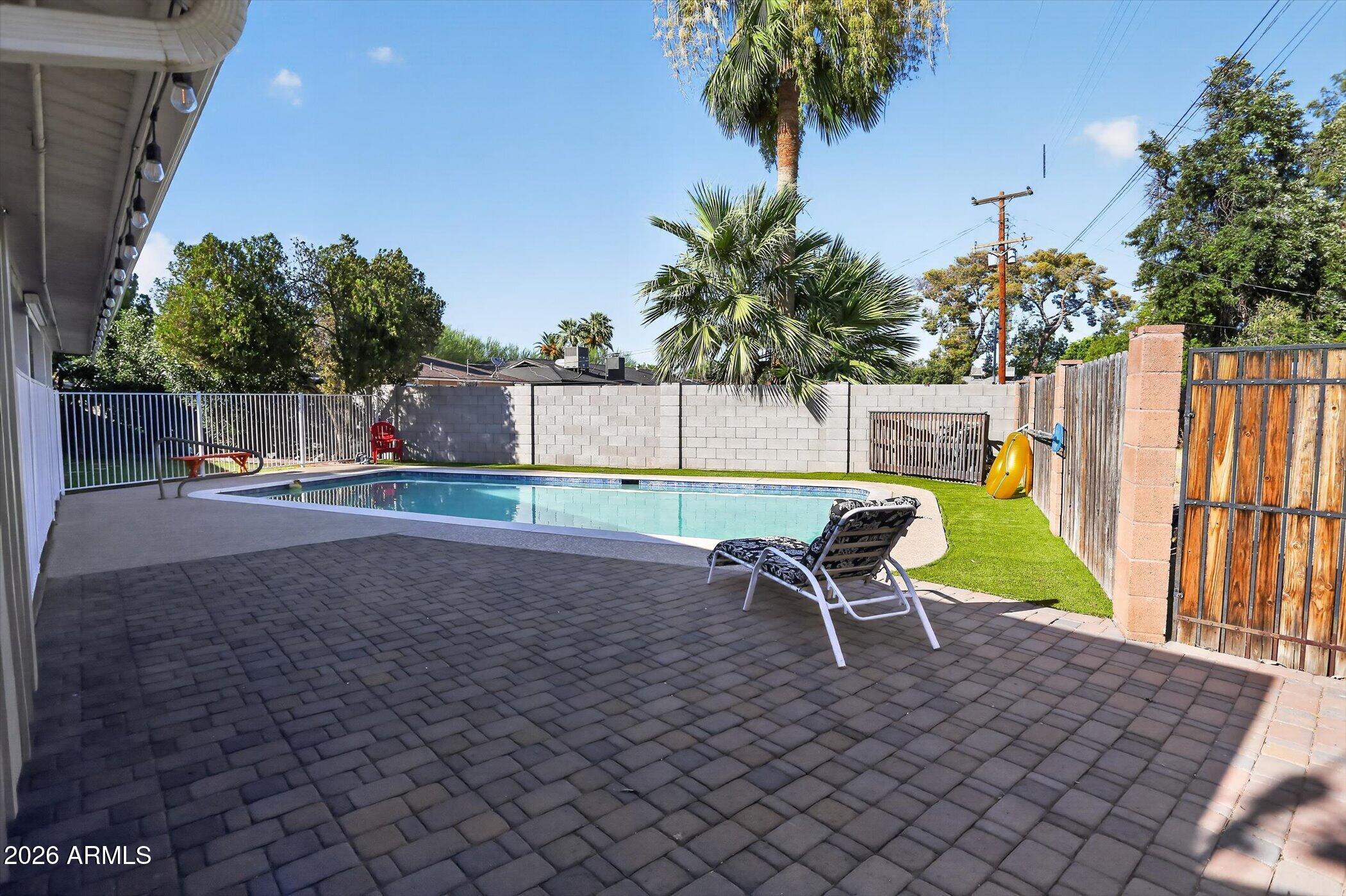 SUNRAY ESTATES - Residential
