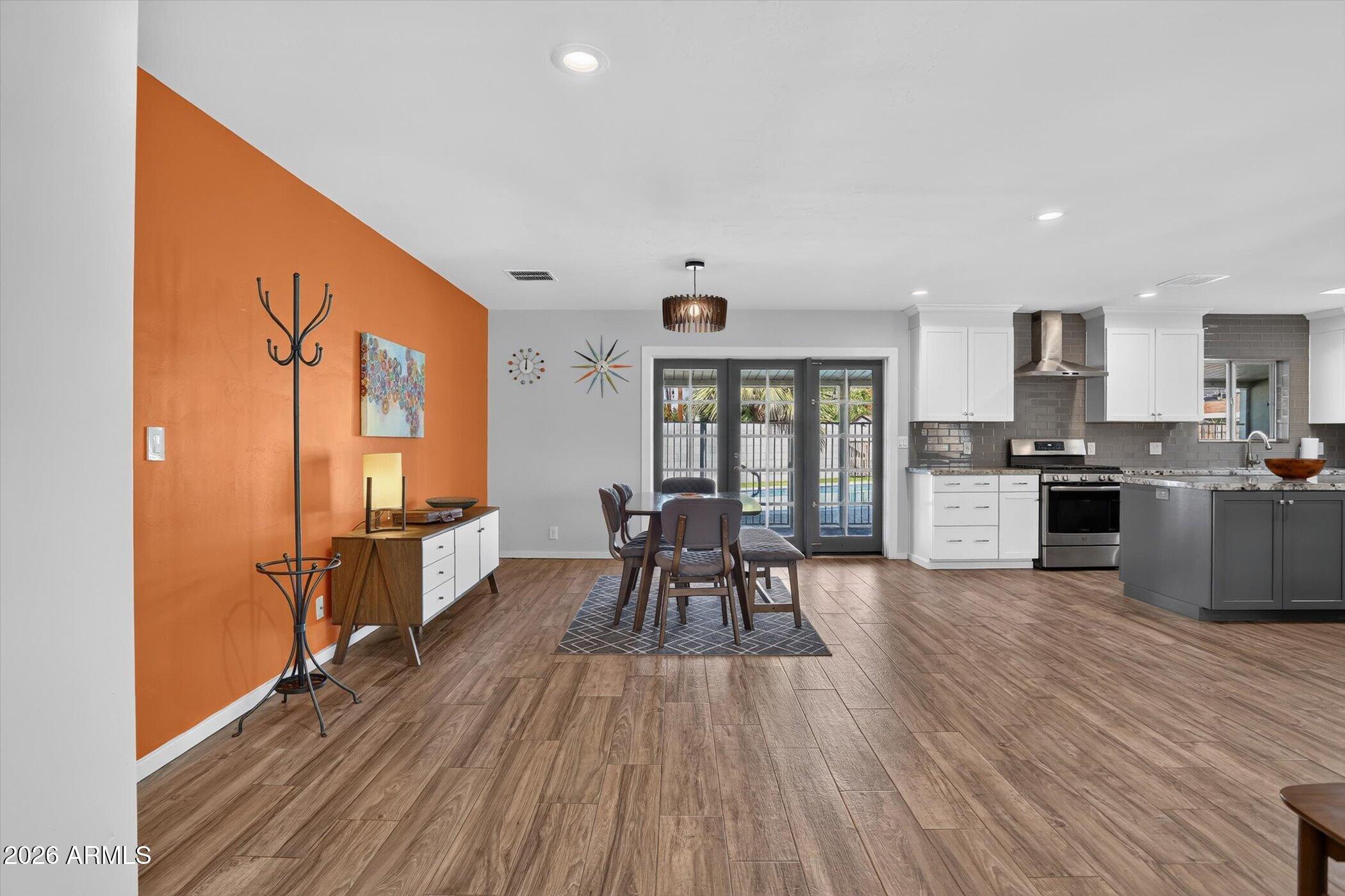 SUNRAY ESTATES - Residential