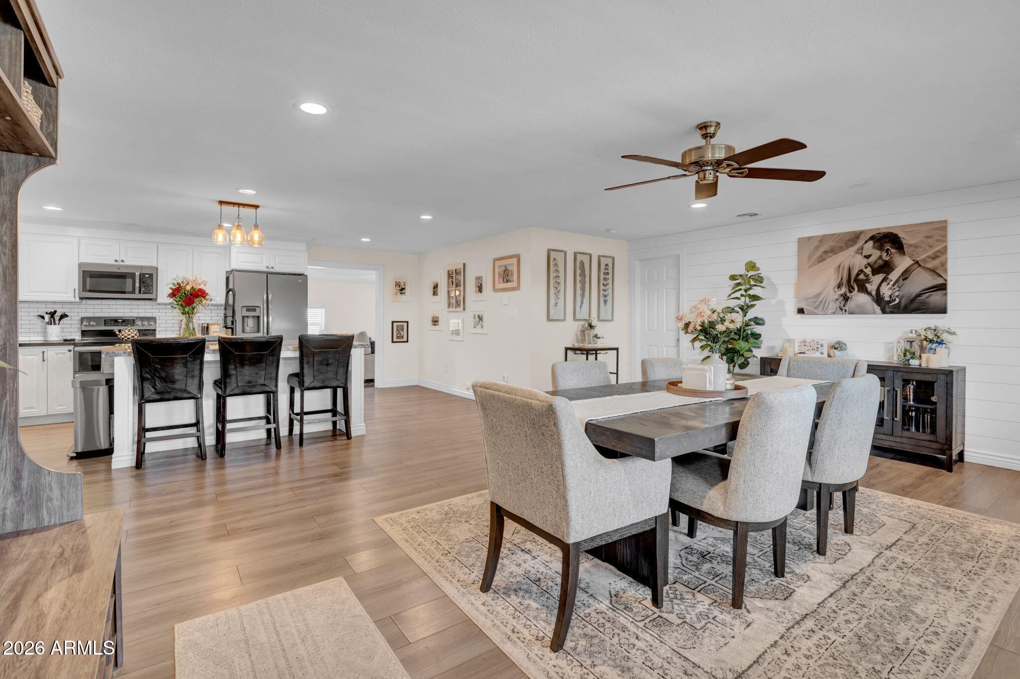 PARADISE VALLEY OASIS NO. 8 - Residential Lease