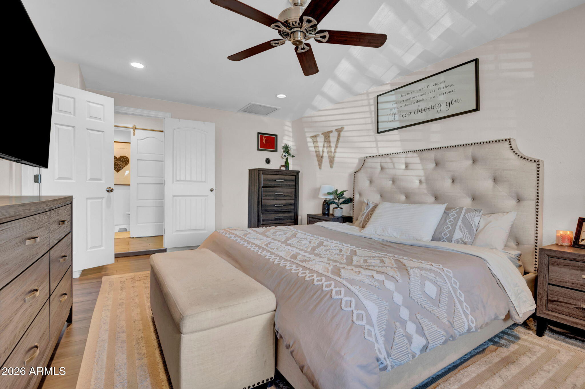 PARADISE VALLEY OASIS NO. 8 - Residential Lease