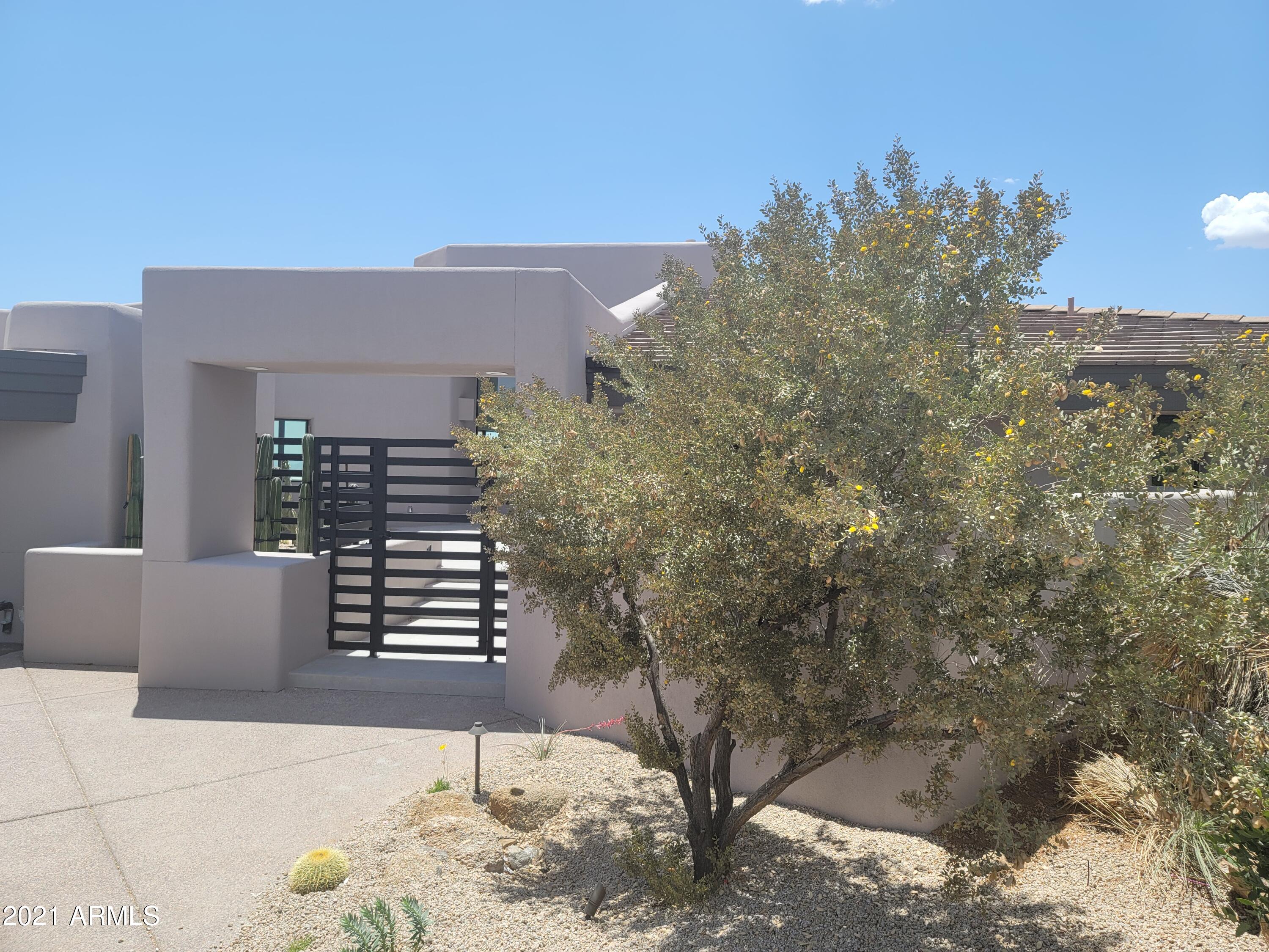 DESERT MOUNTAIN - Residential