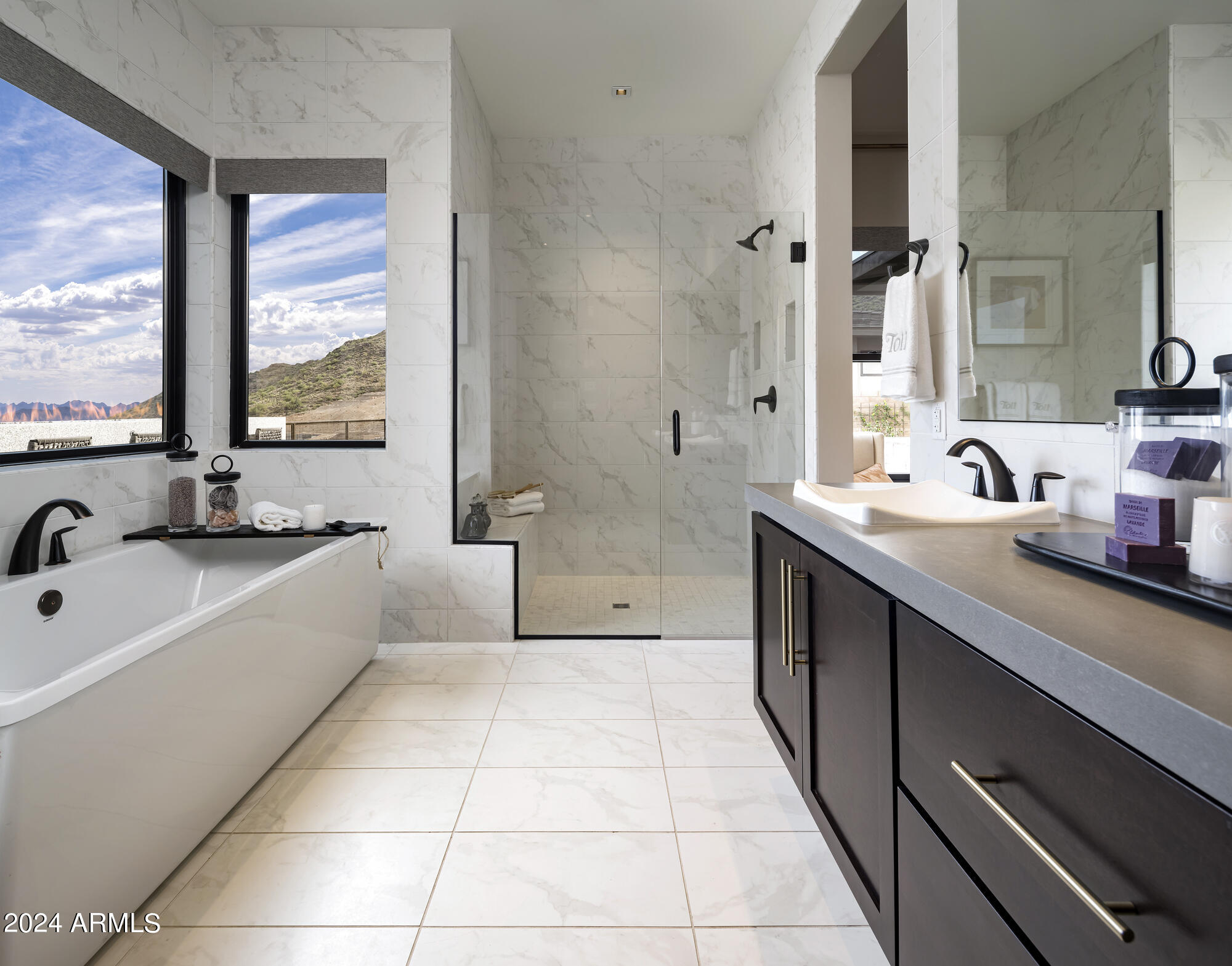 ADERO CANYON PARCEL 5 REPLAT - Residential