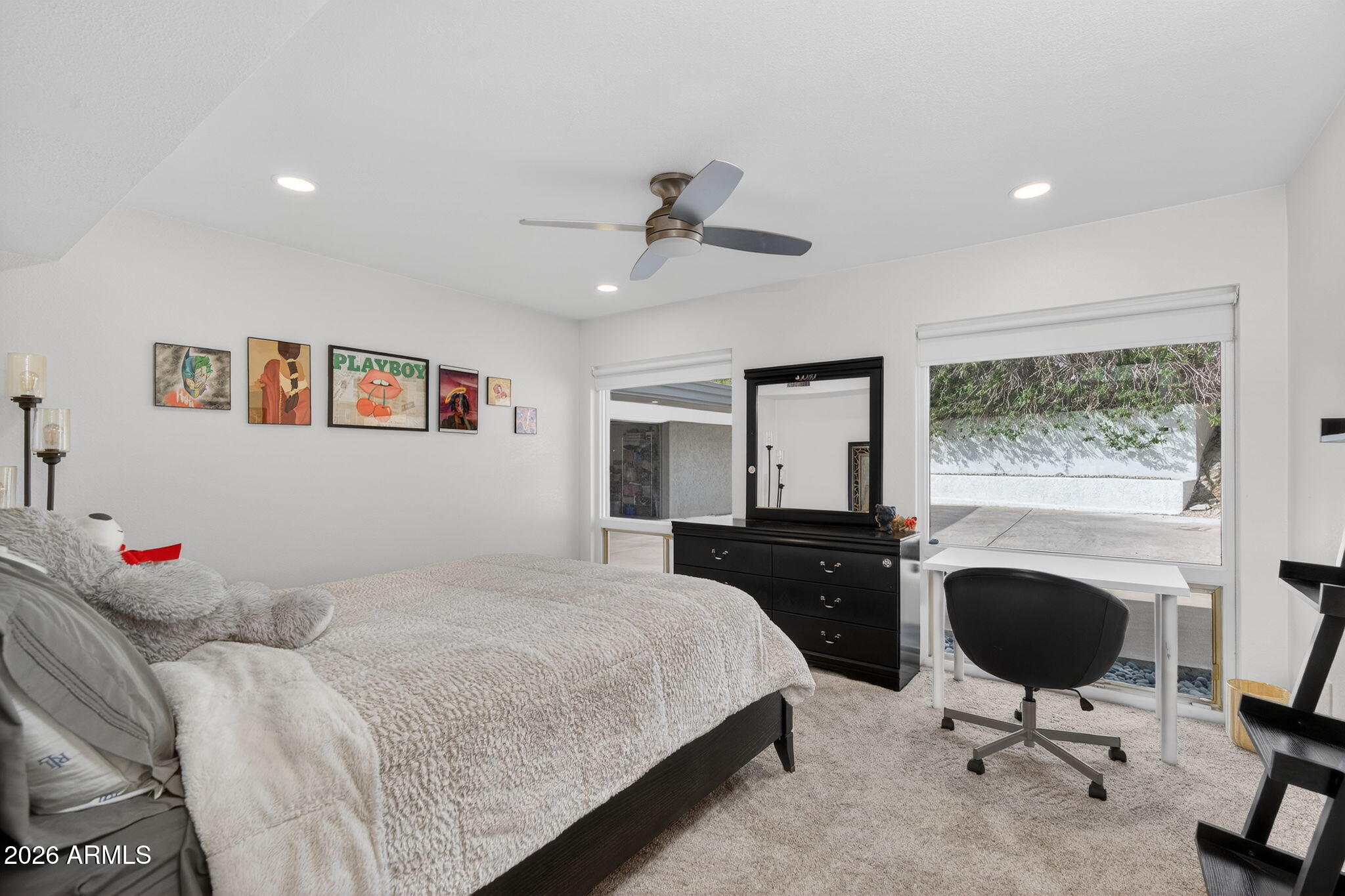 LINCOLN HILLS - Residential