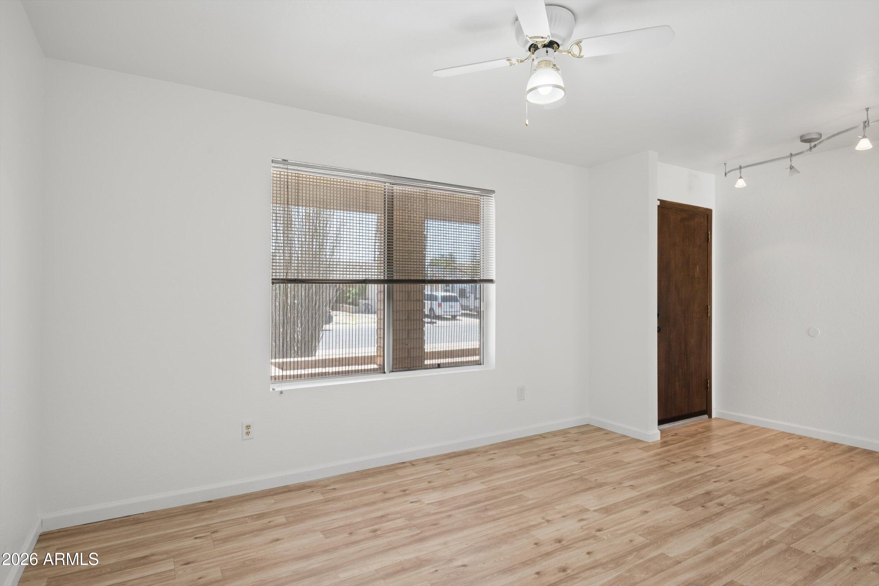SOUTHMOORE UNIT 2 - Residential