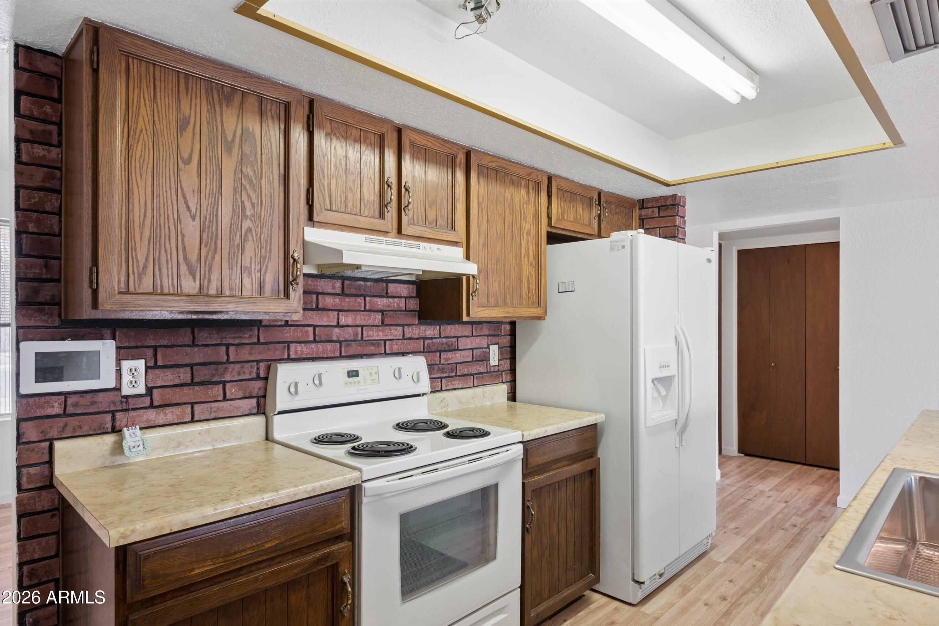 SOUTHMOORE UNIT 2 - Residential
