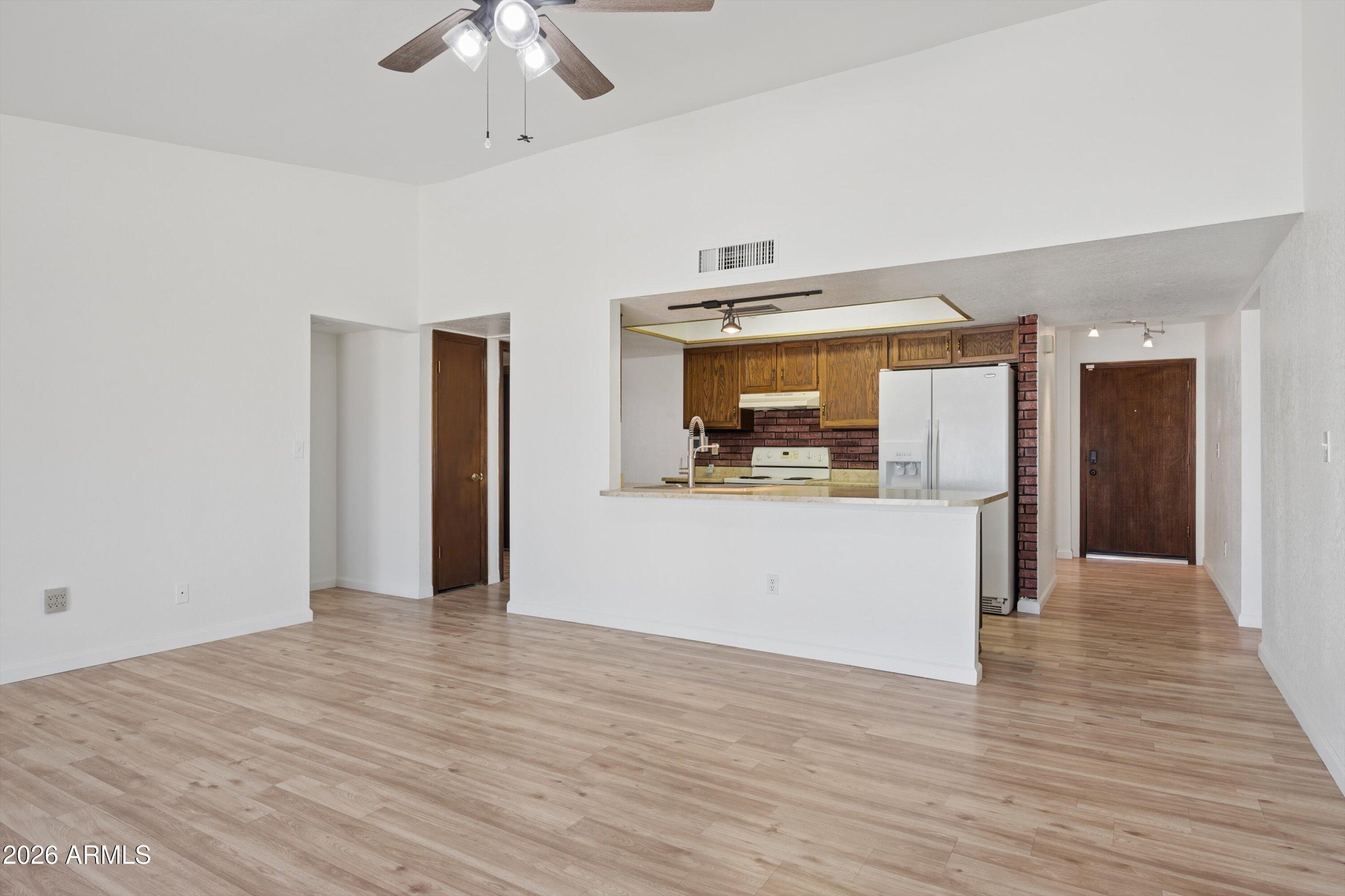 SOUTHMOORE UNIT 2 - Residential