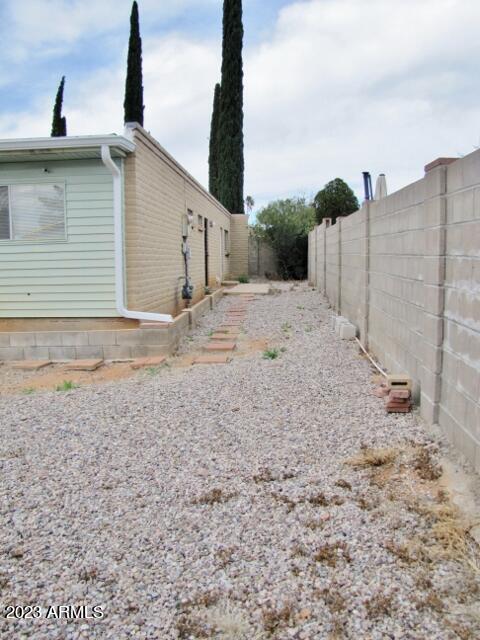 VISTA VILLAGE UNIT 1 - Residential Lease