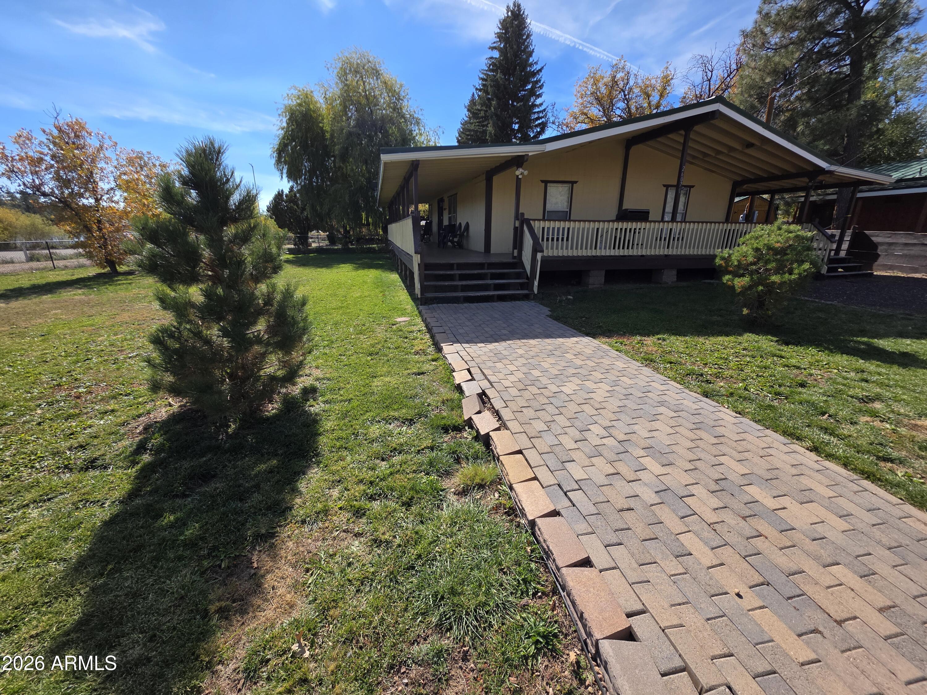 WEST LAKE PARK - Residential