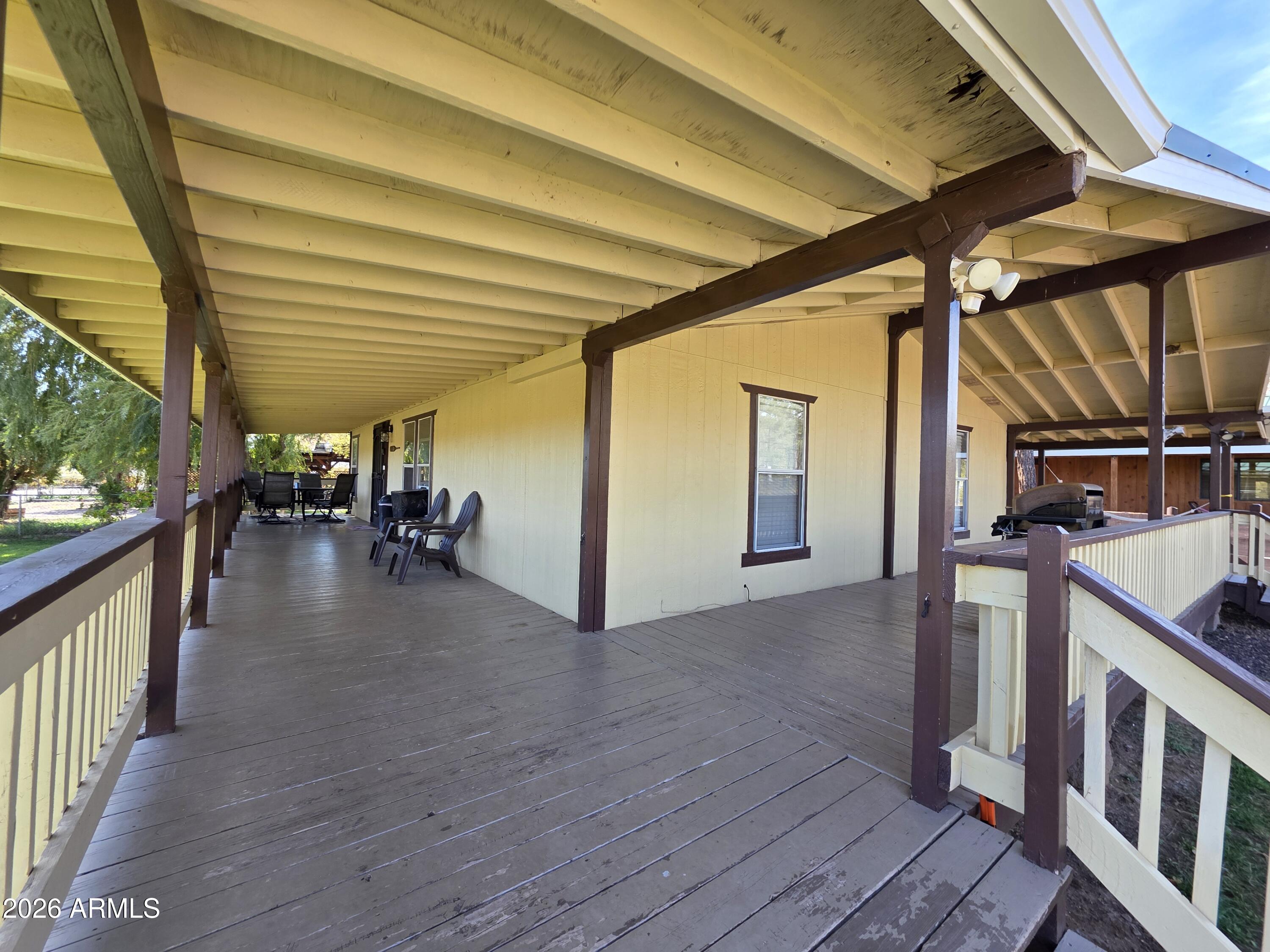 WEST LAKE PARK - Residential