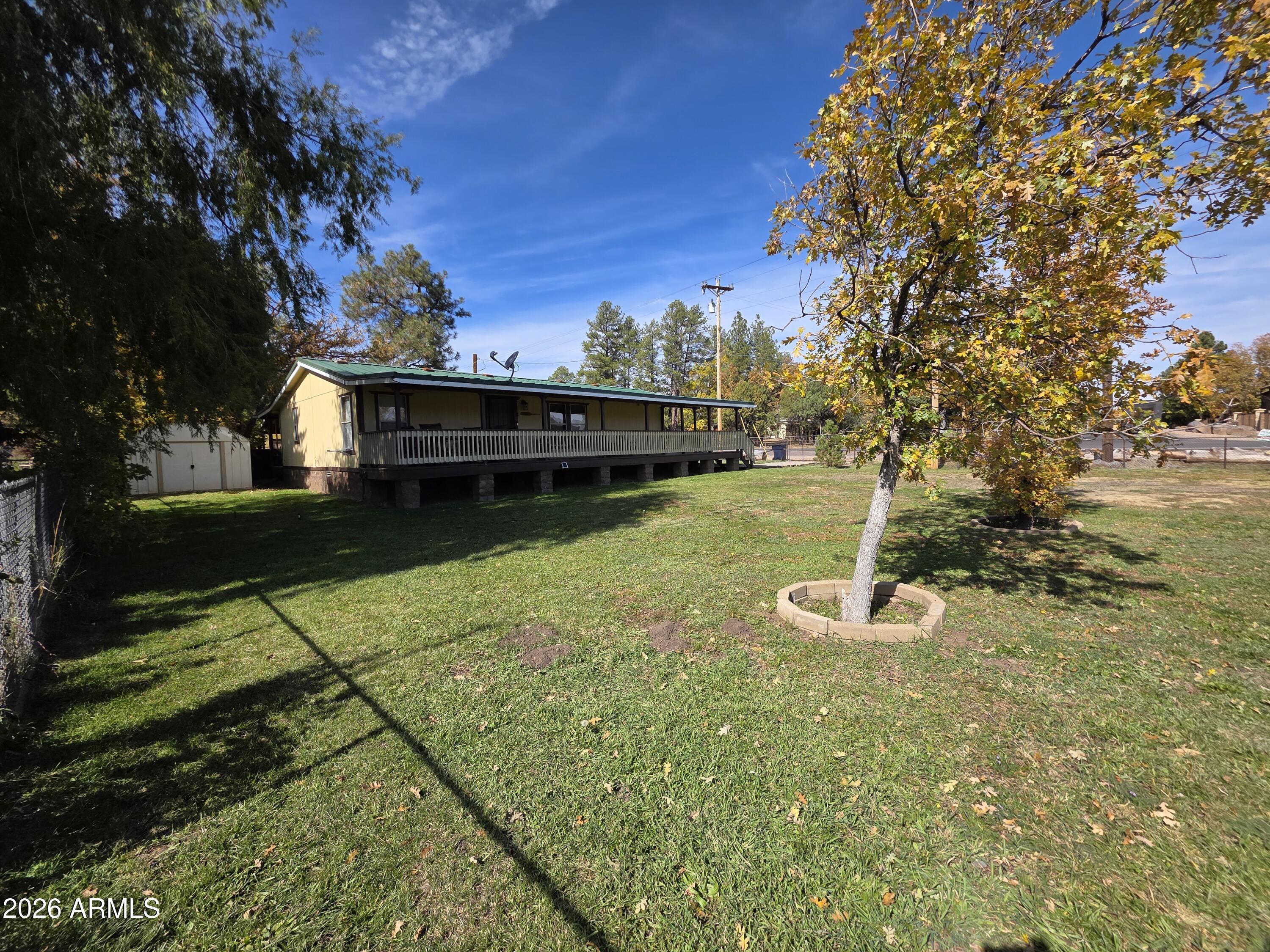 WEST LAKE PARK - Residential
