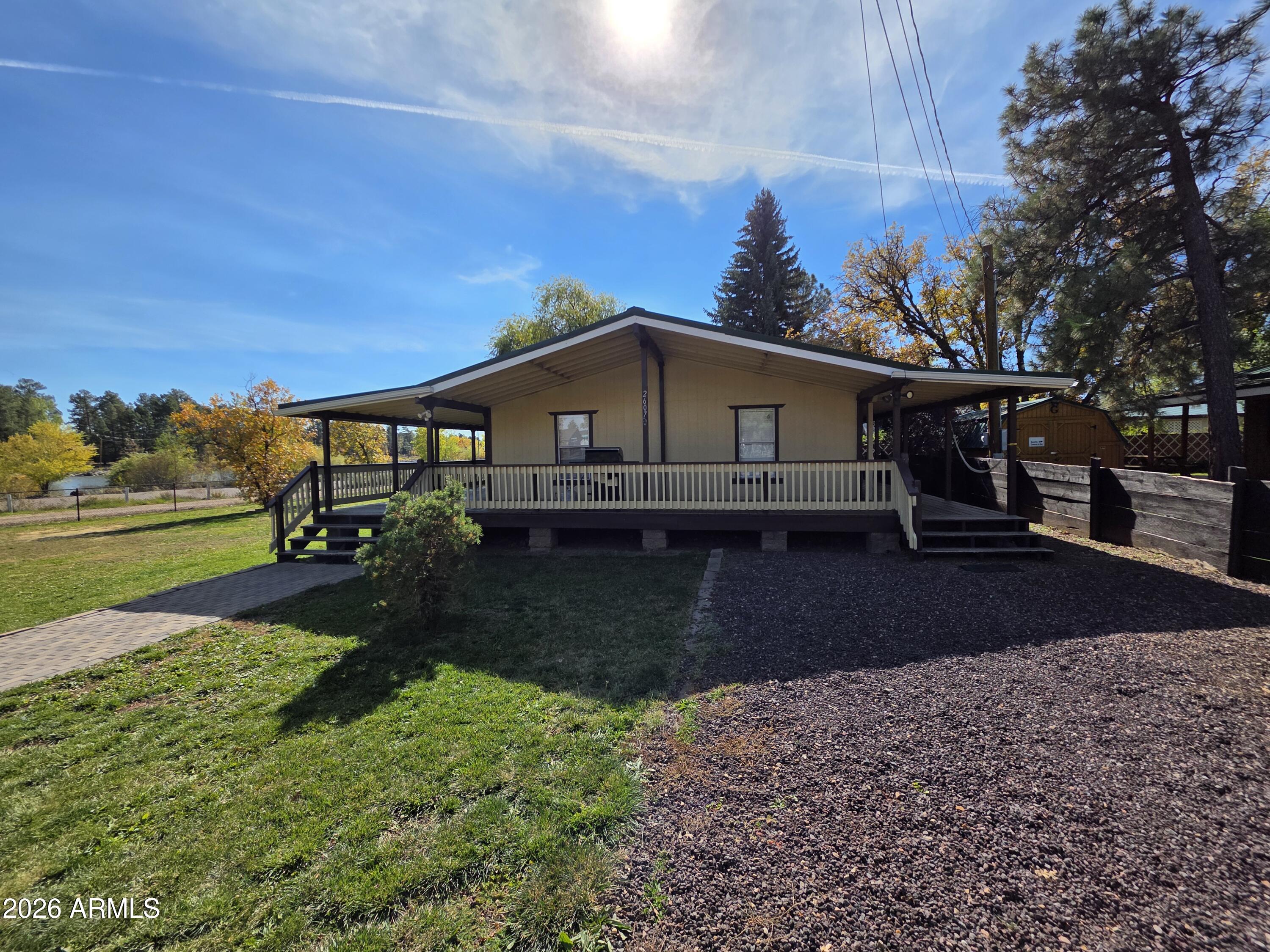 WEST LAKE PARK - Residential