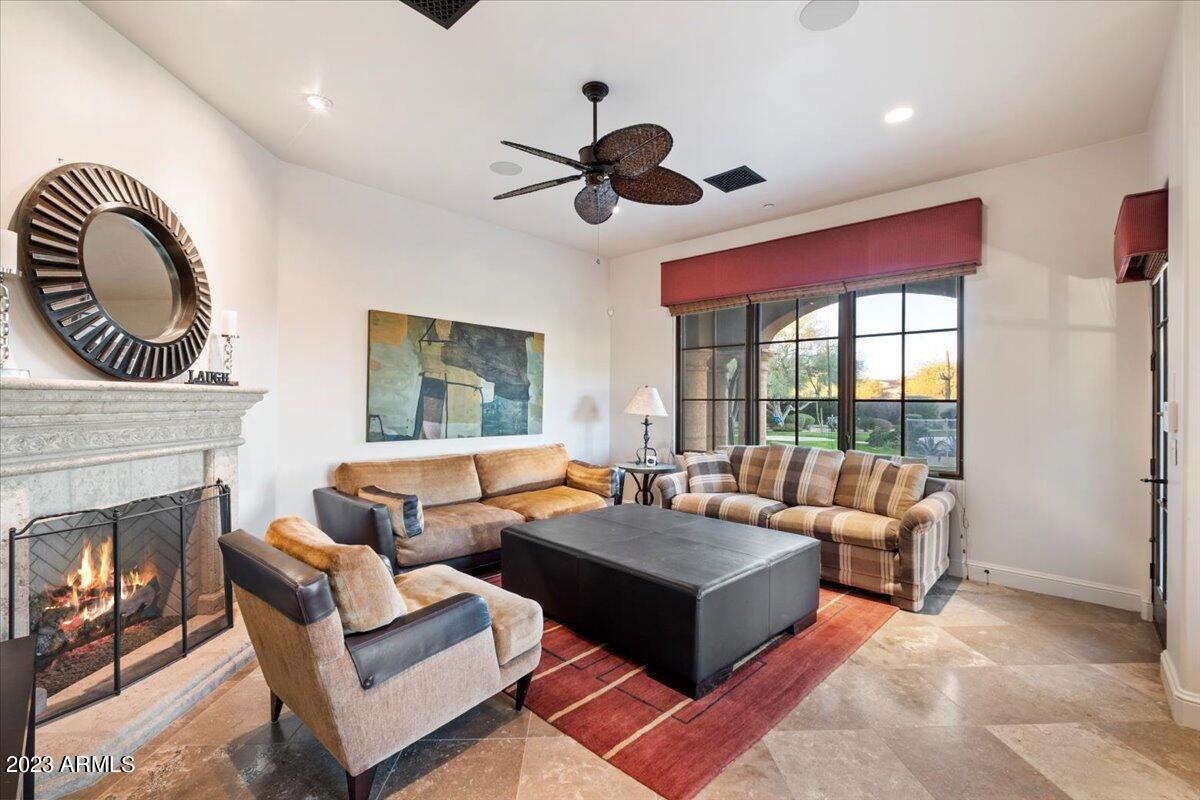 PRADO ESTATES - Residential