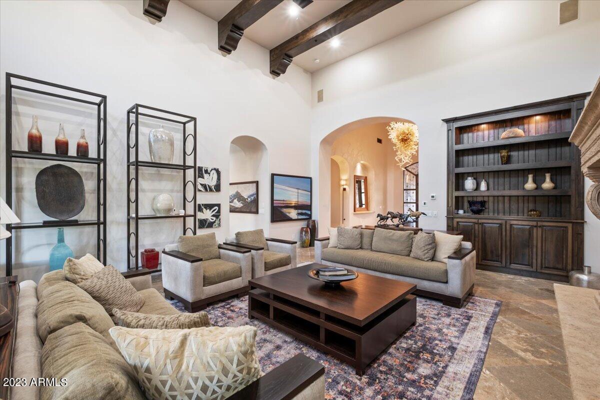 PRADO ESTATES - Residential