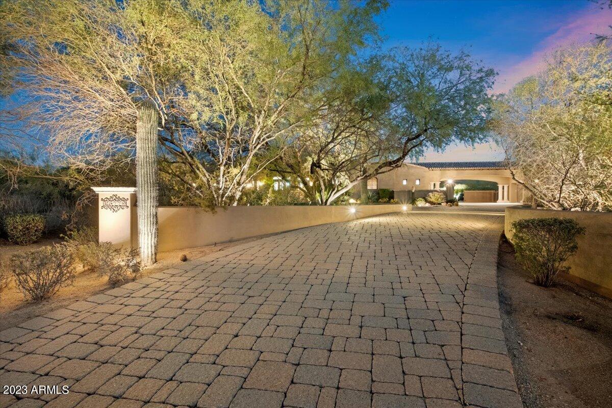 PRADO ESTATES - Residential