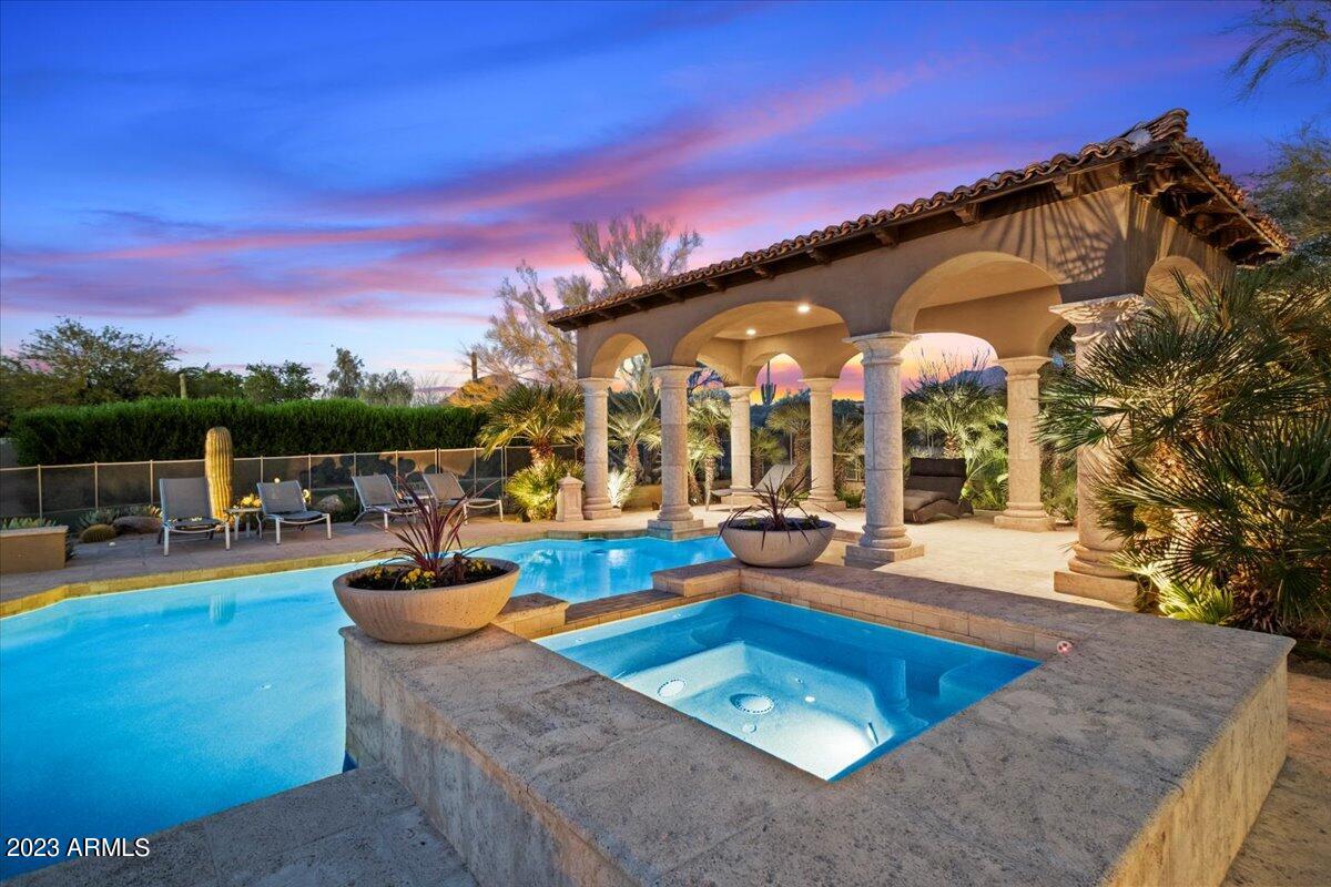 PRADO ESTATES - Residential
