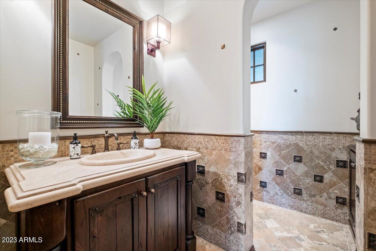 PRADO ESTATES - Residential