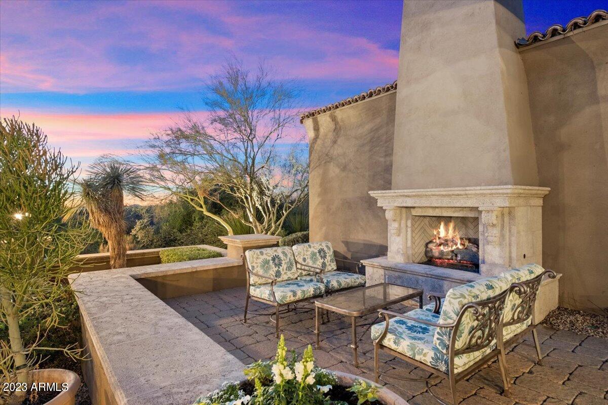 PRADO ESTATES - Residential