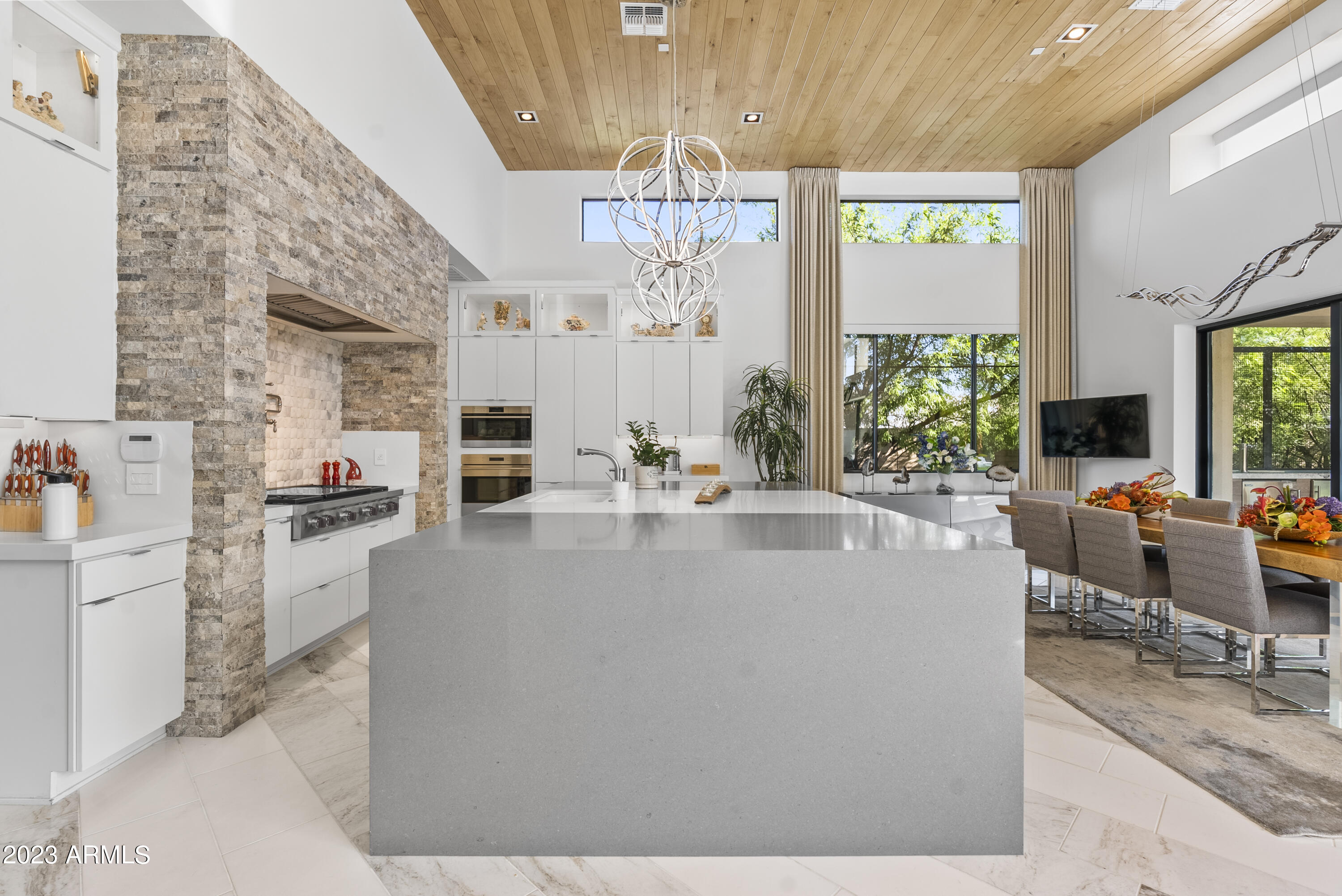 ADERO CANYON - Residential
