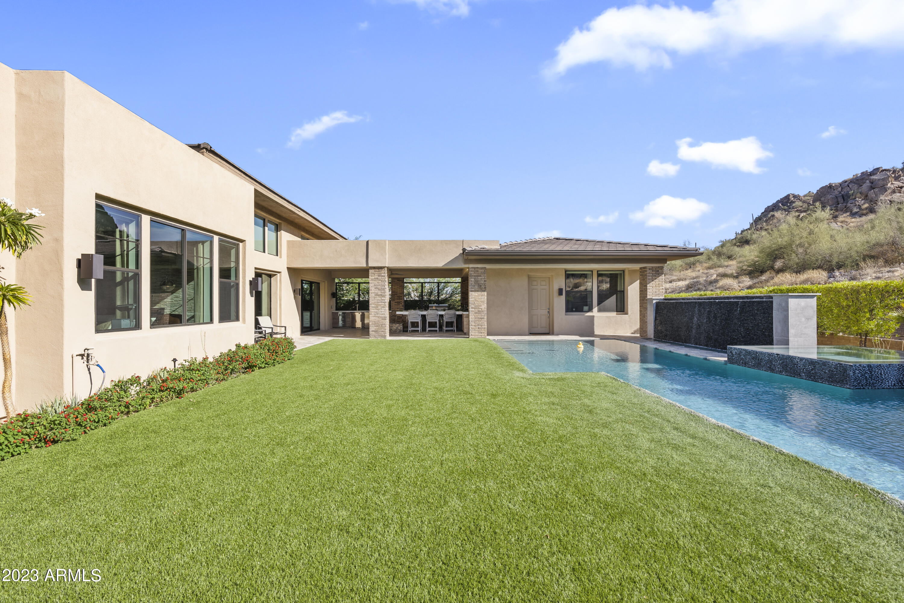 ADERO CANYON - Residential