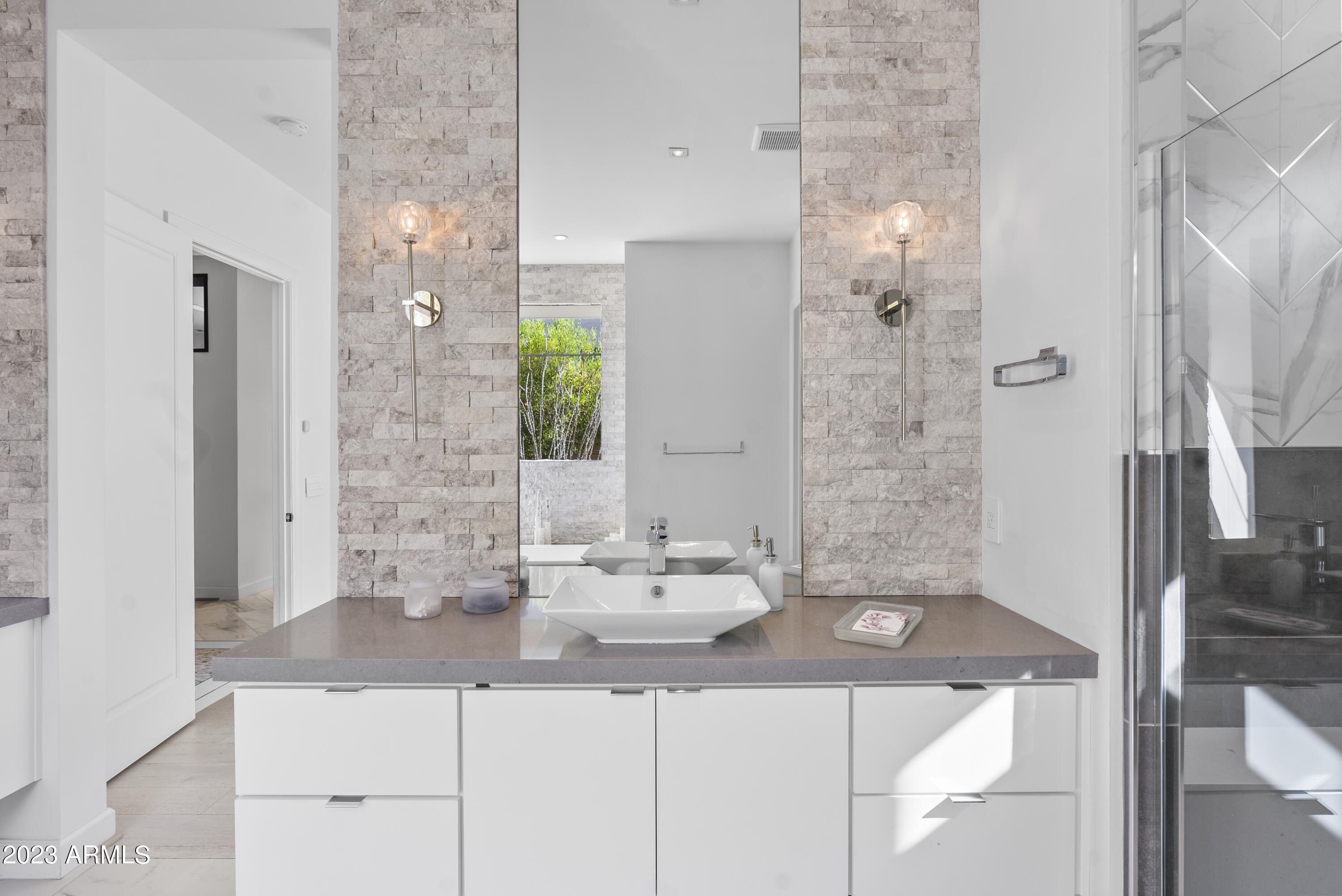 ADERO CANYON - Residential