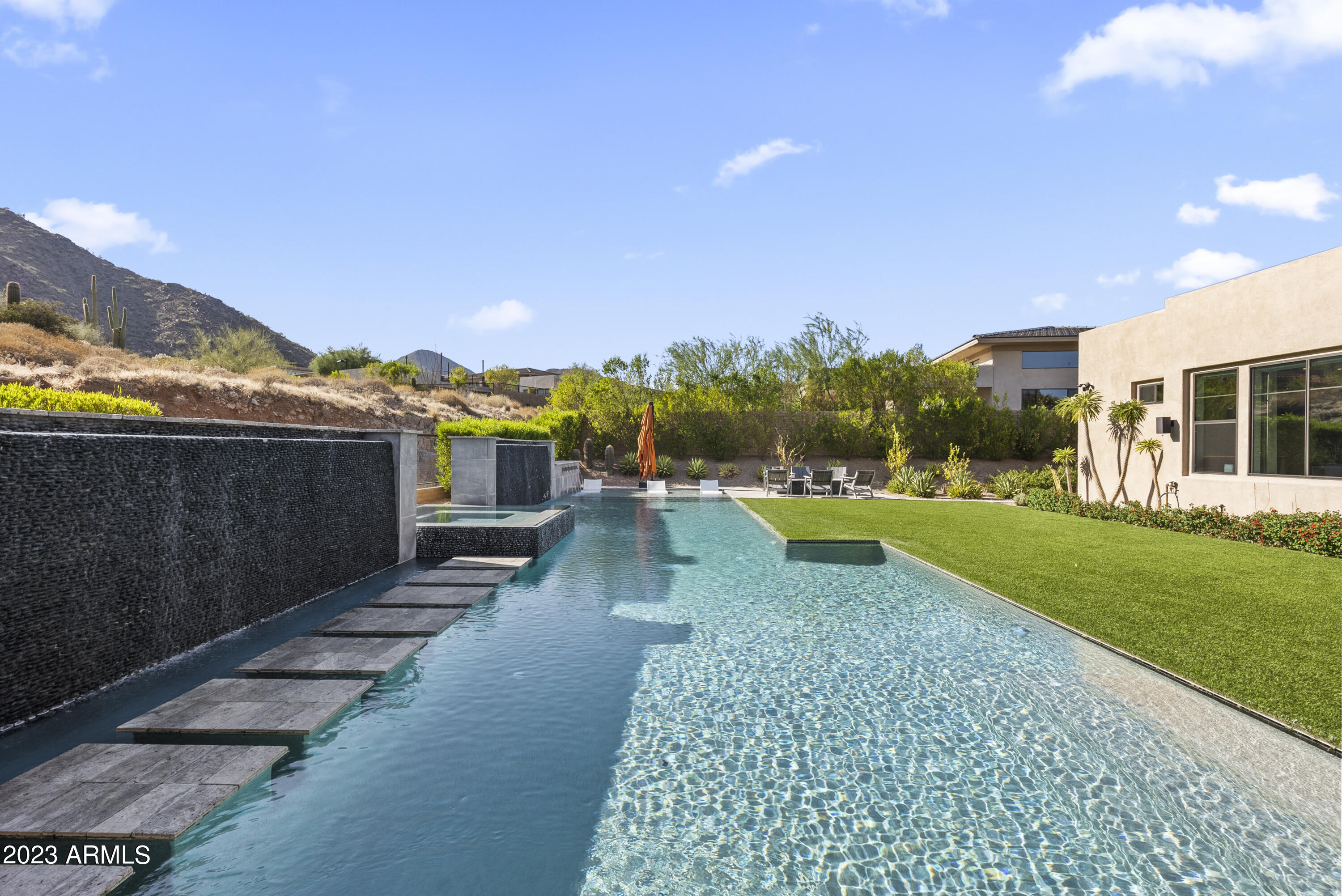 ADERO CANYON - Residential