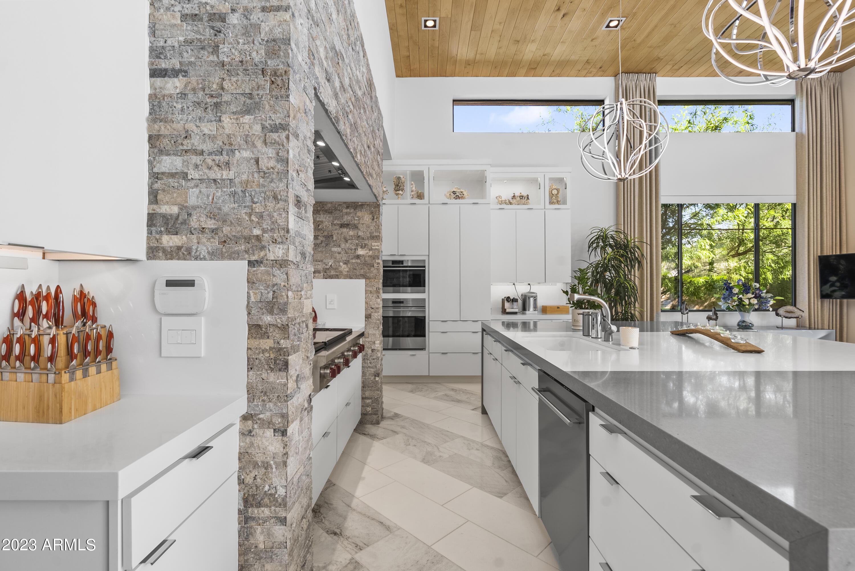 ADERO CANYON - Residential