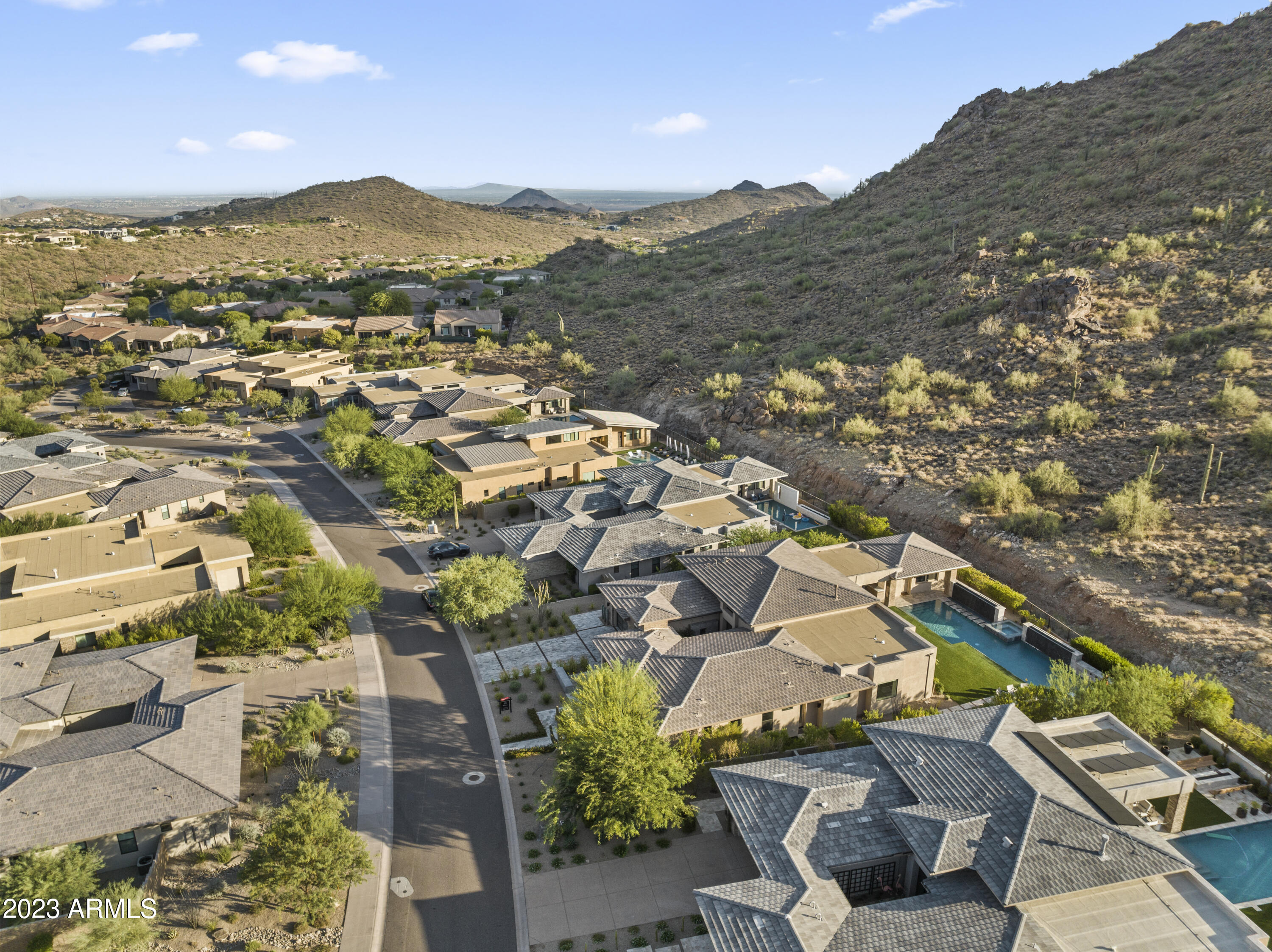 ADERO CANYON - Residential