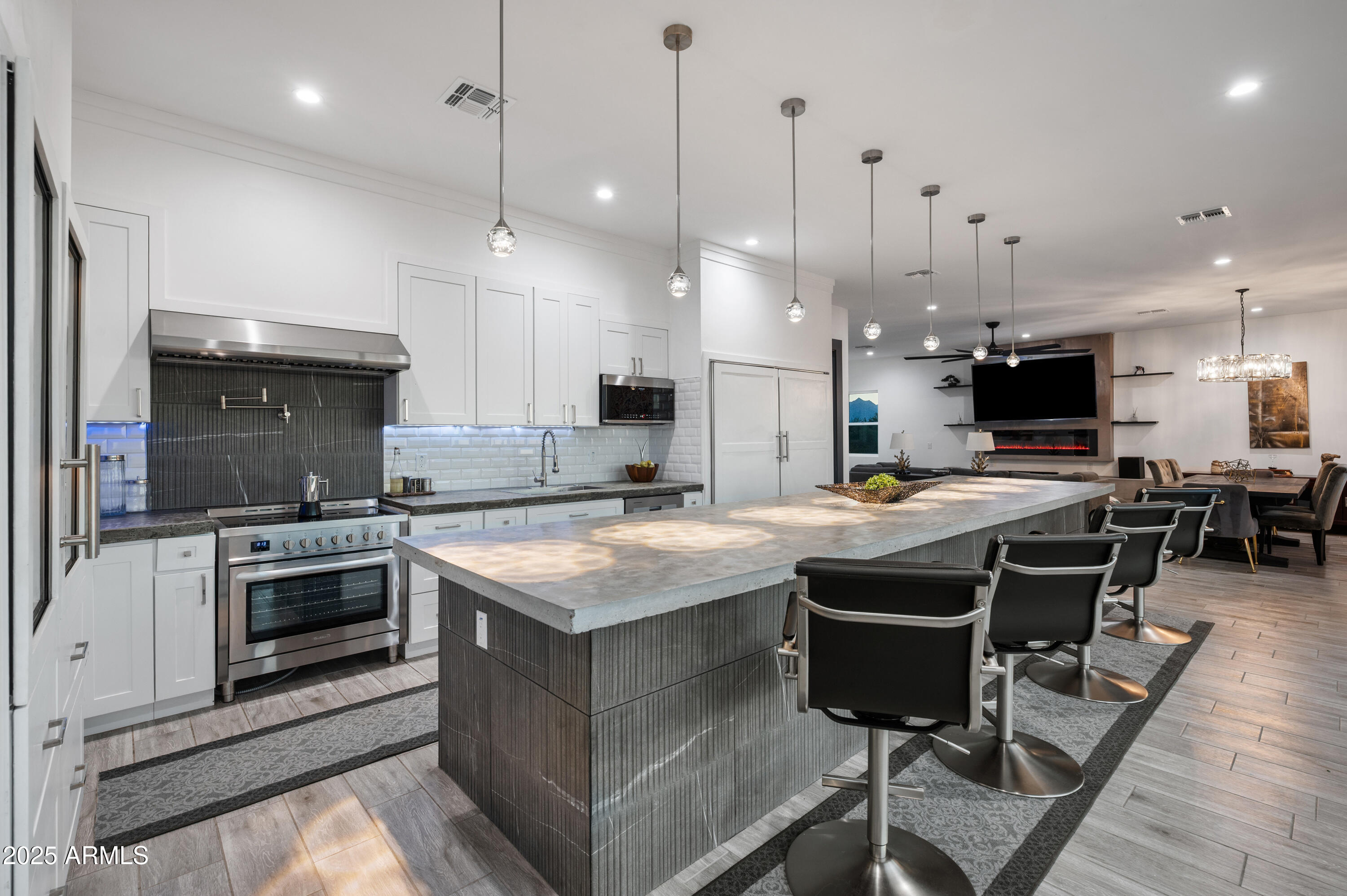 metes and bounds custom lot - Residential