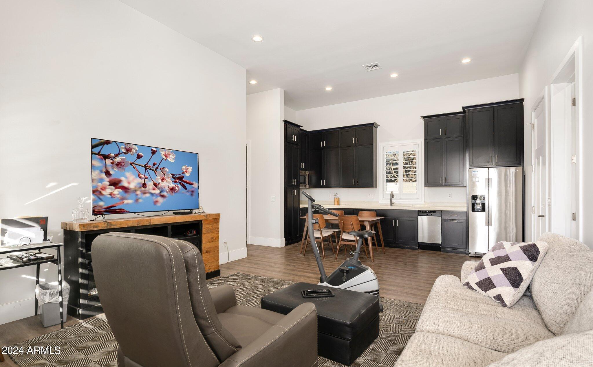 CIRCLE G AT SILVER CREEK AMD - Residential