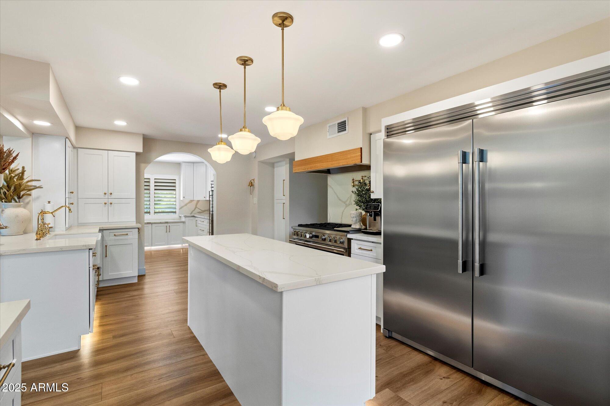 DEL RAY ESTATES - Residential