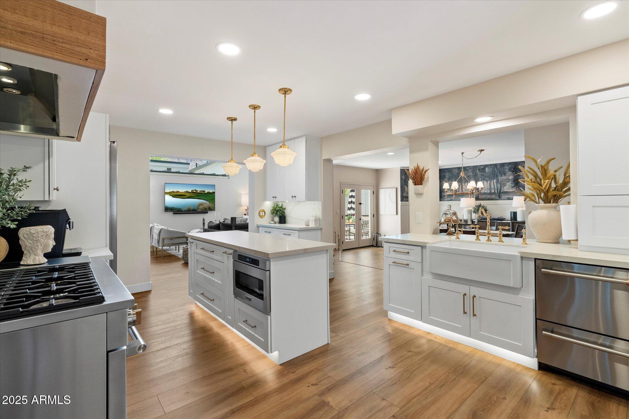 DEL RAY ESTATES - Residential