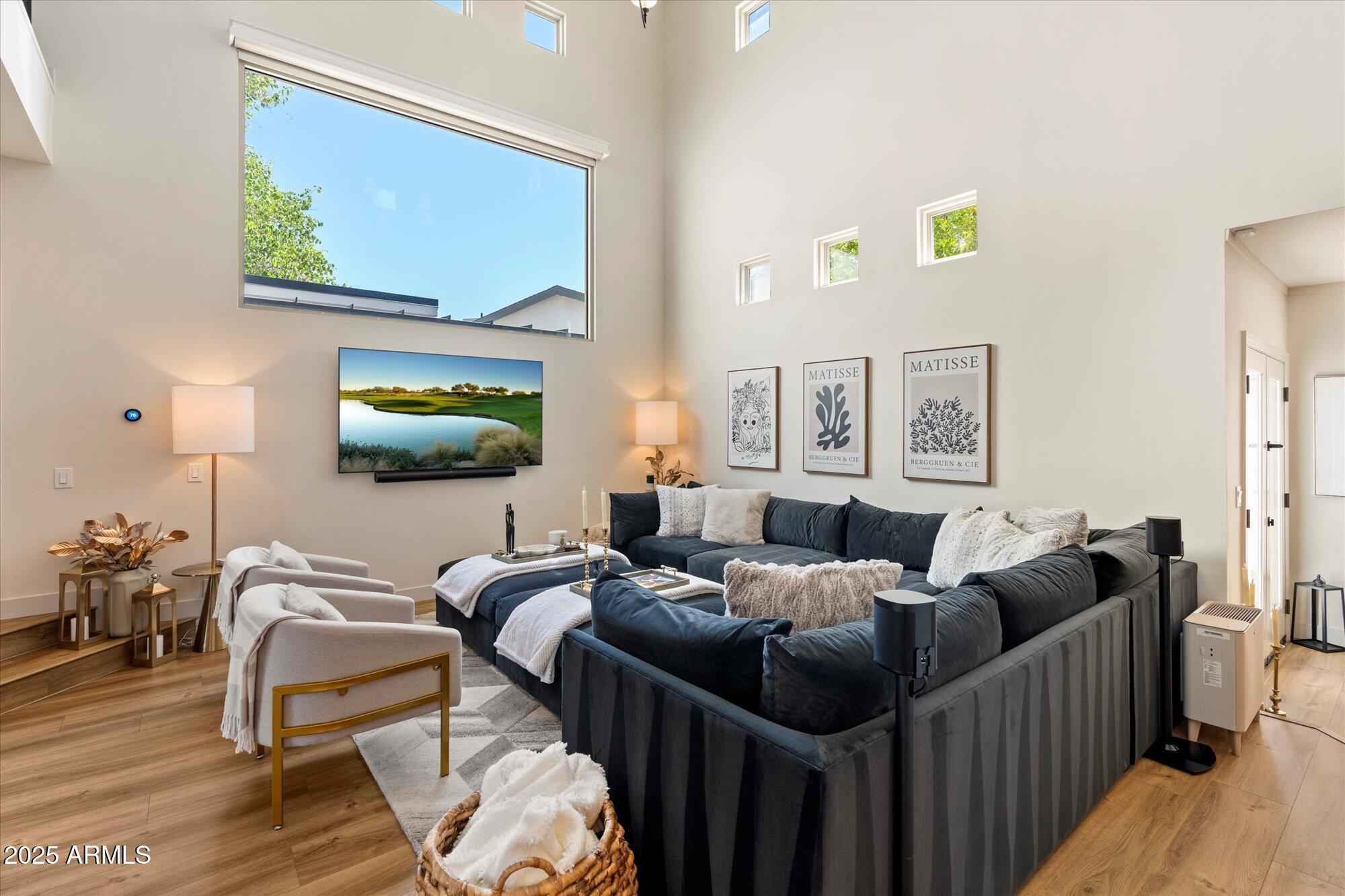 DEL RAY ESTATES - Residential