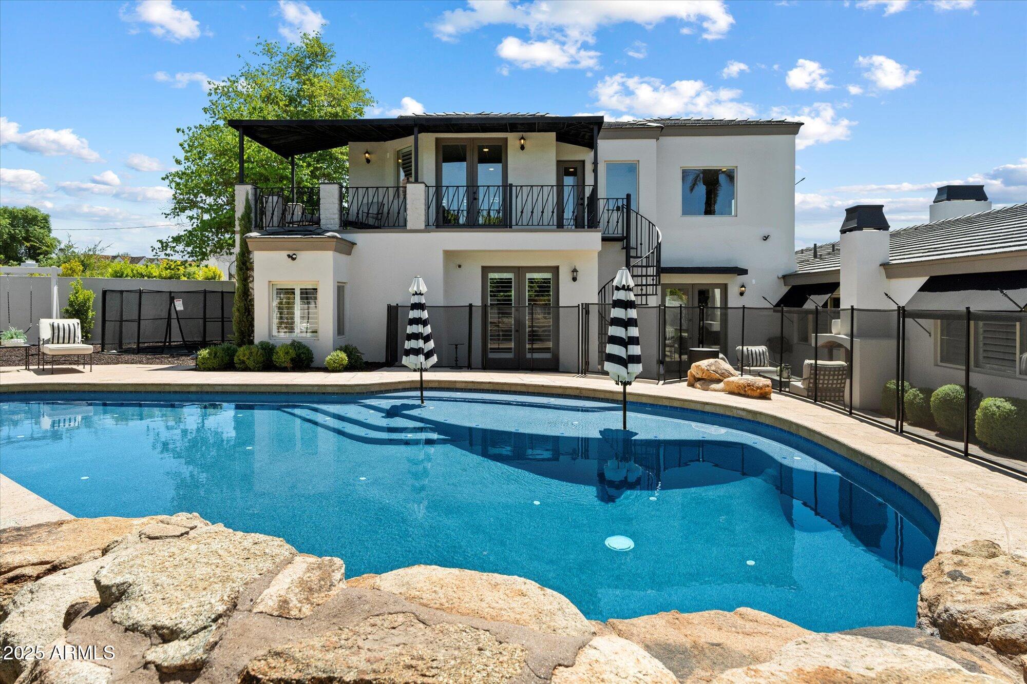 DEL RAY ESTATES - Residential