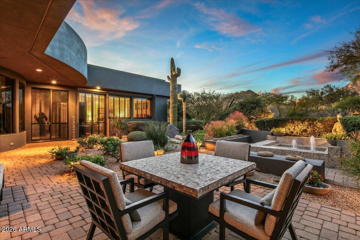 DESERT HIGHLANDS - Residential