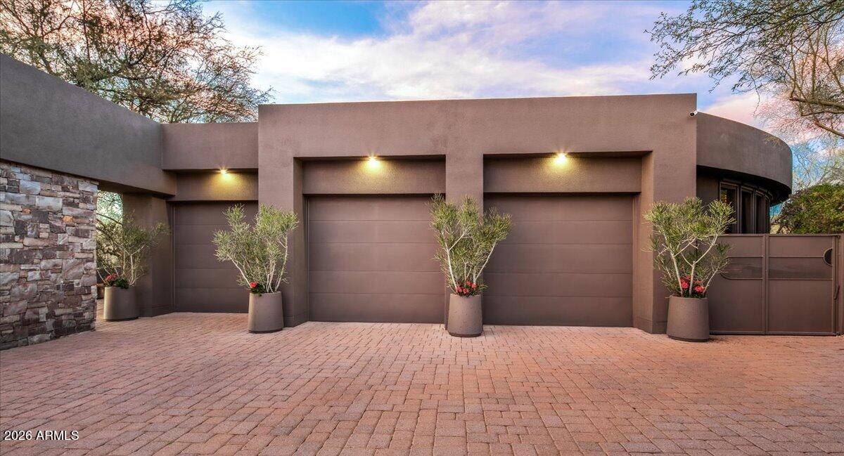 DESERT HIGHLANDS - Residential