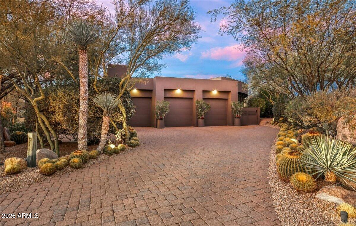 DESERT HIGHLANDS - Residential