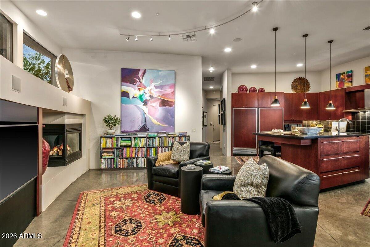 DESERT HIGHLANDS - Residential