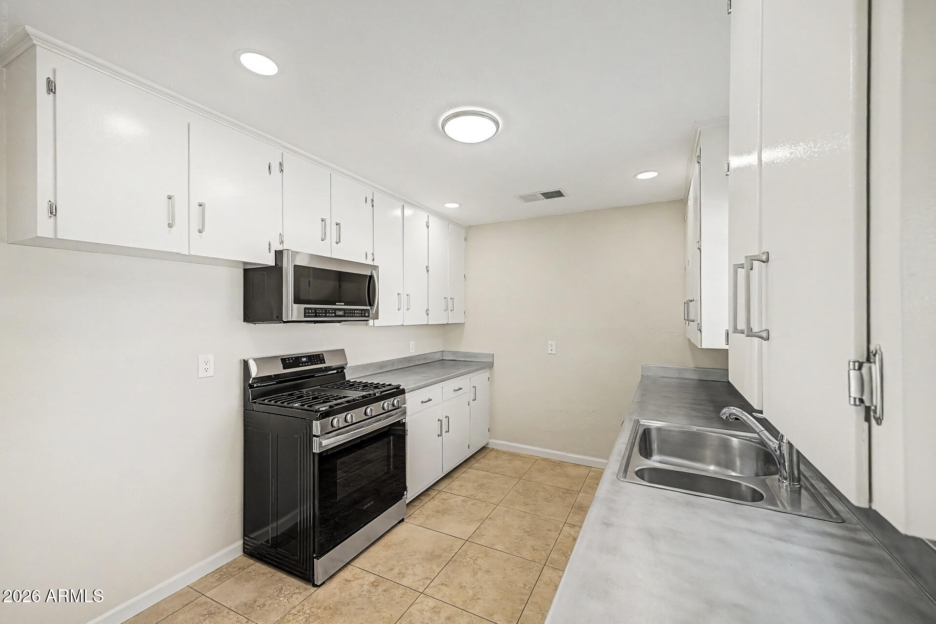 WESTWOOD ESTATES PLAT 2 - Residential