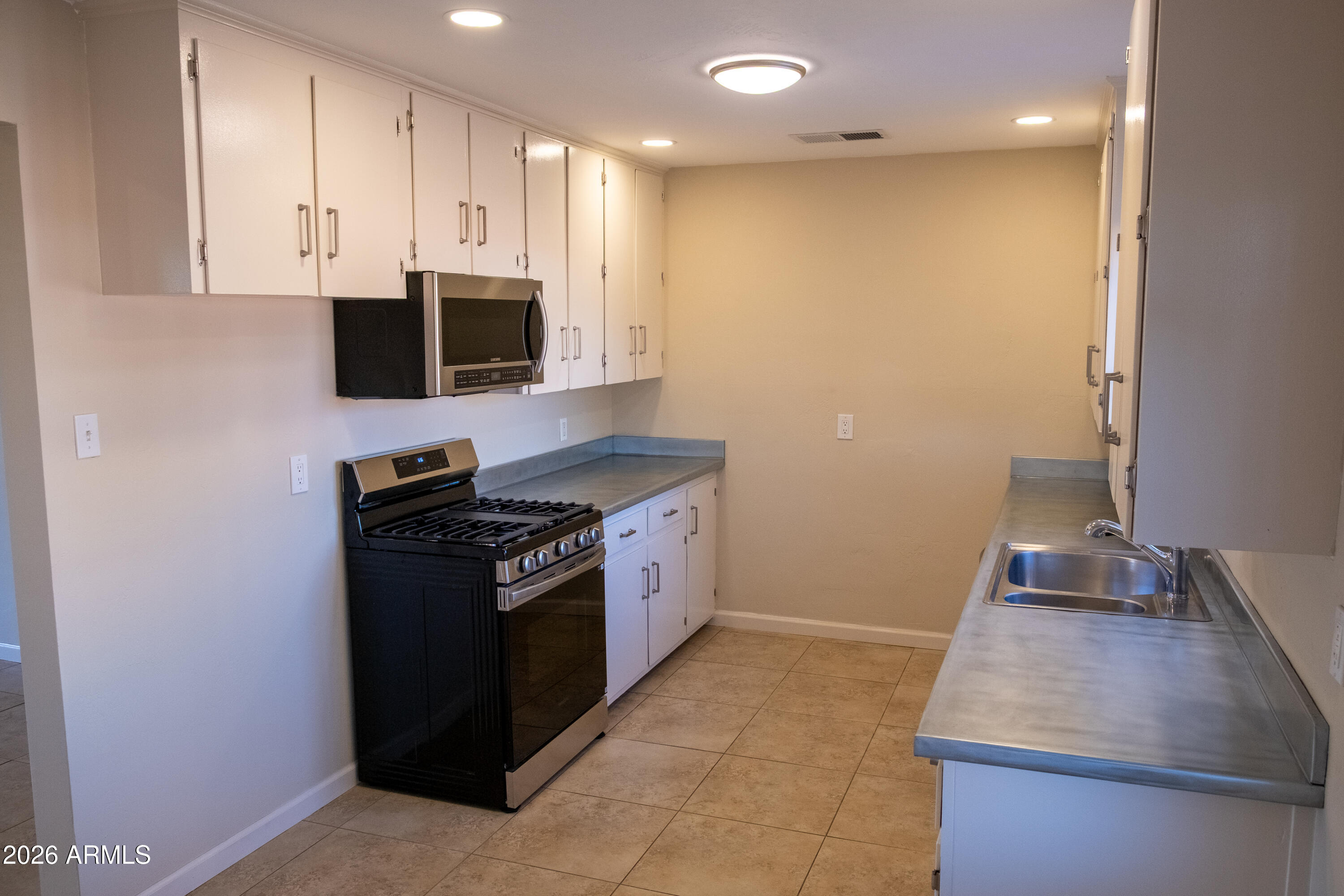 WESTWOOD ESTATES PLAT 2 - Residential
