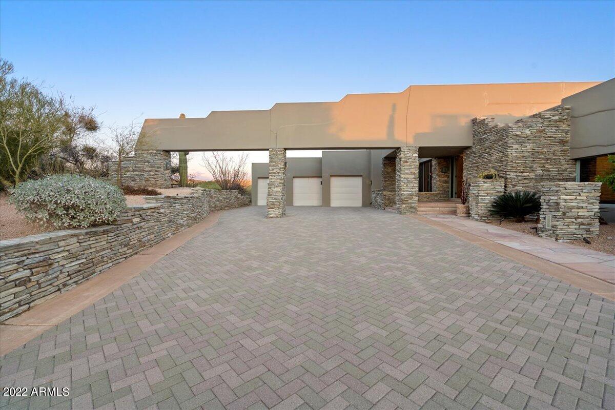 DESERT MOUNTAIN - Residential