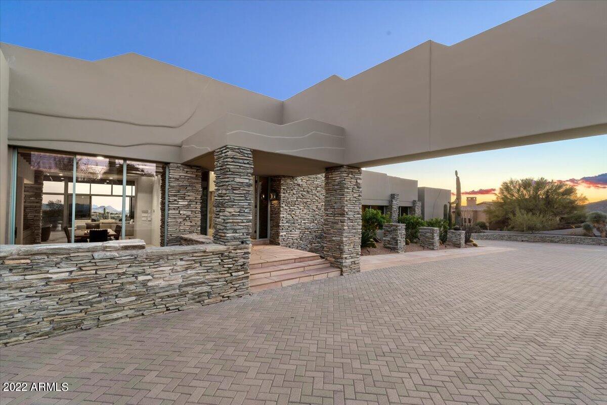 DESERT MOUNTAIN - Residential