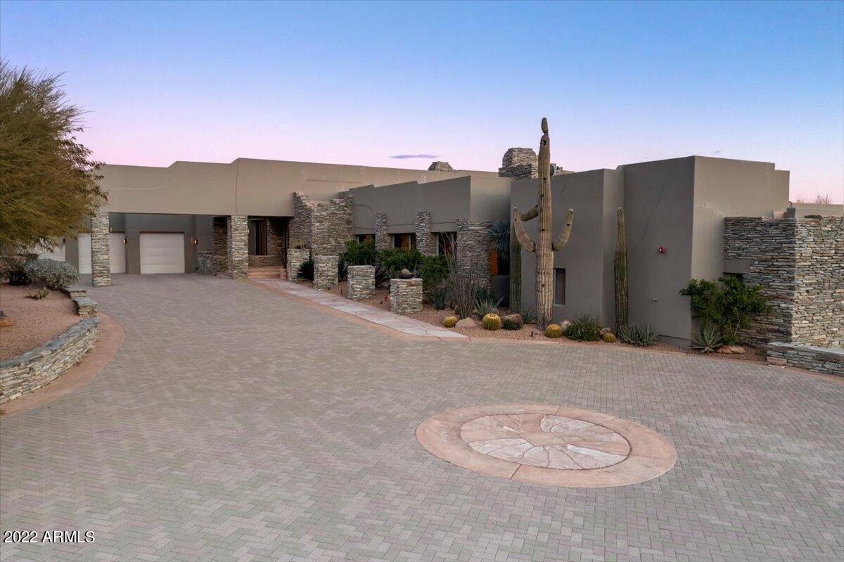 DESERT MOUNTAIN - Residential