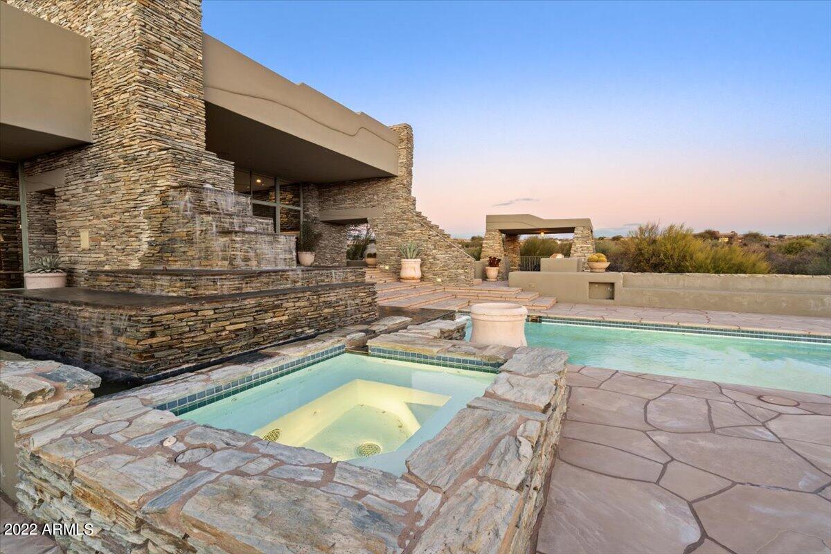 DESERT MOUNTAIN - Residential