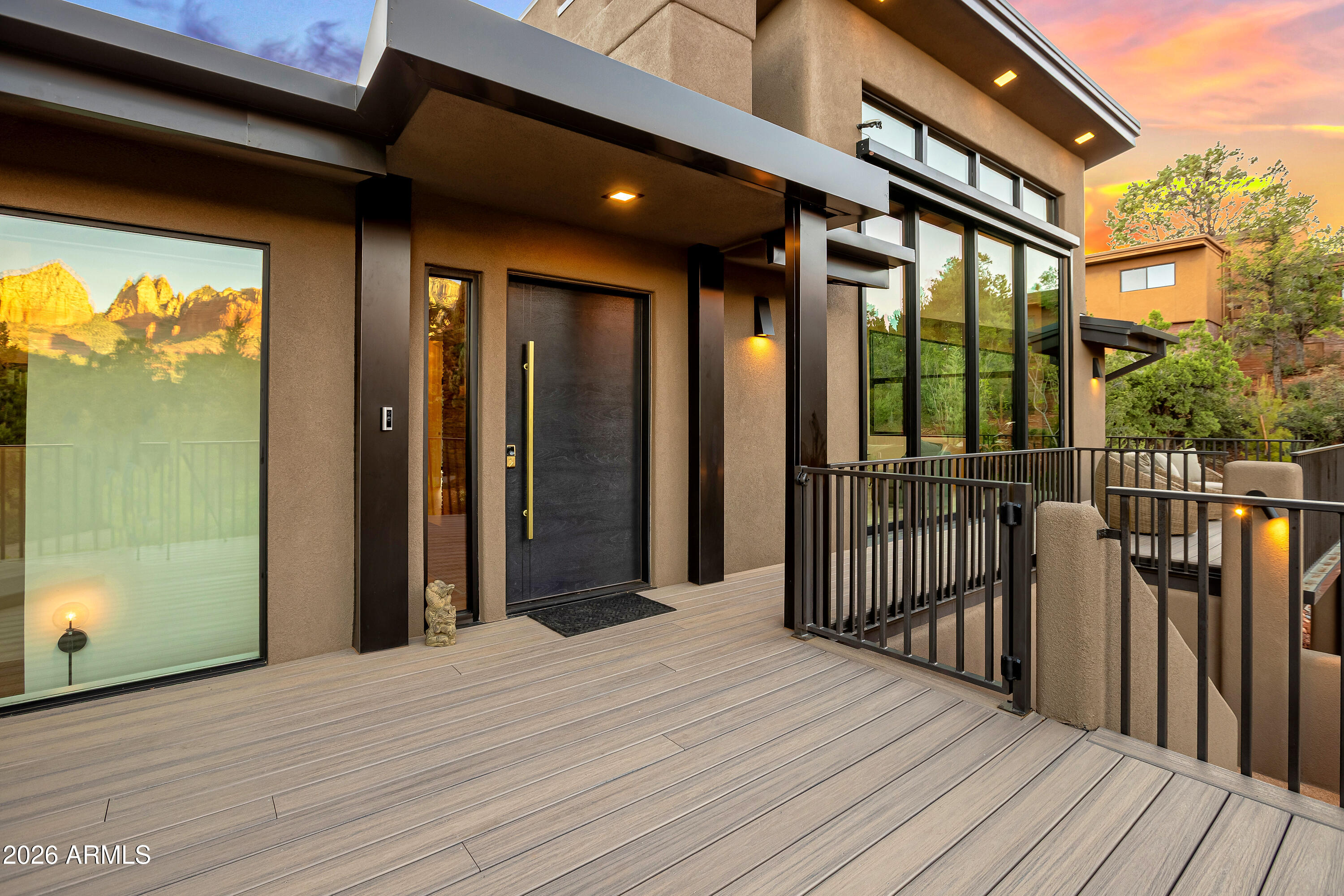 RIM SHADOWS - Residential