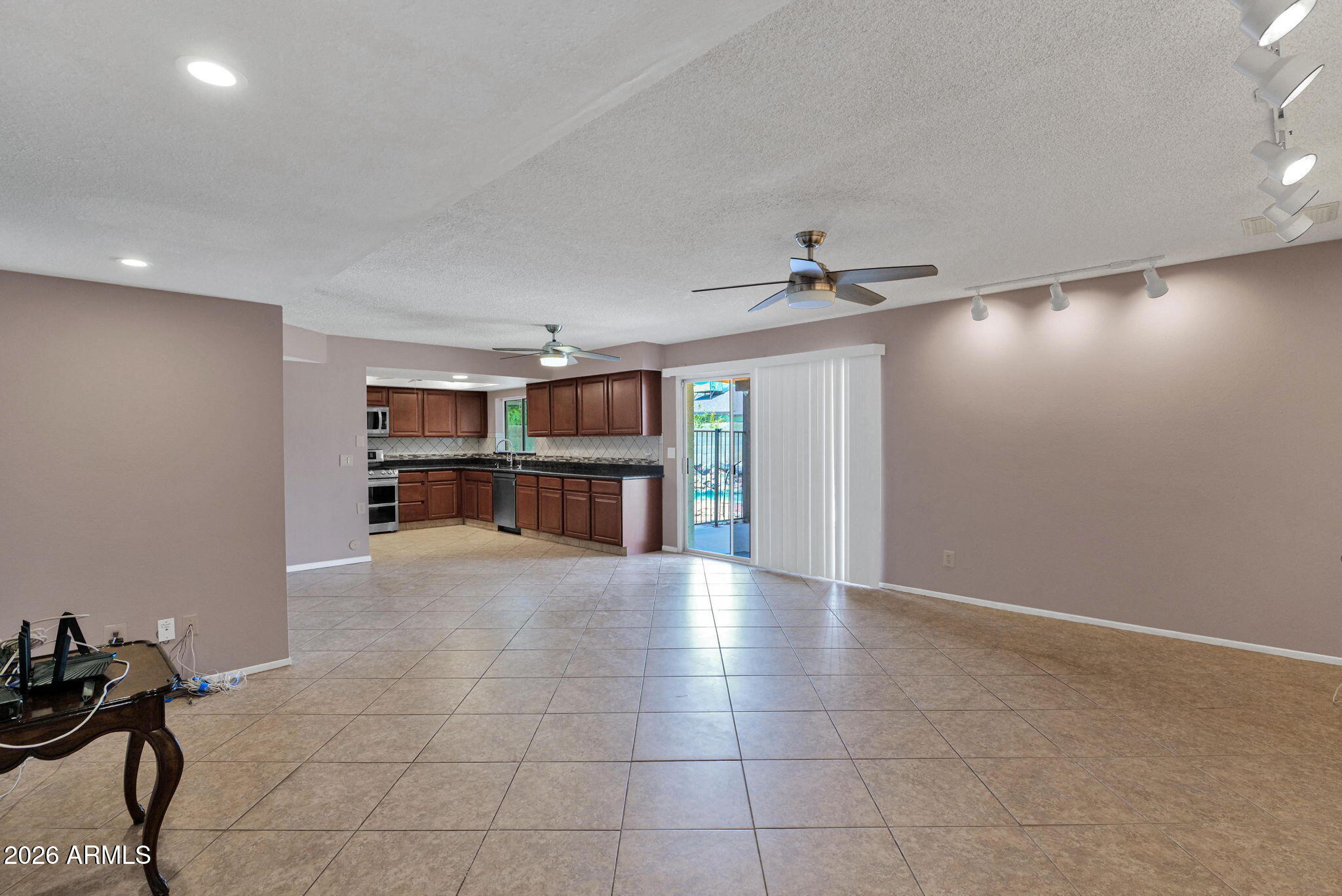 ROYAL ESTATES WEST 4 - Residential
