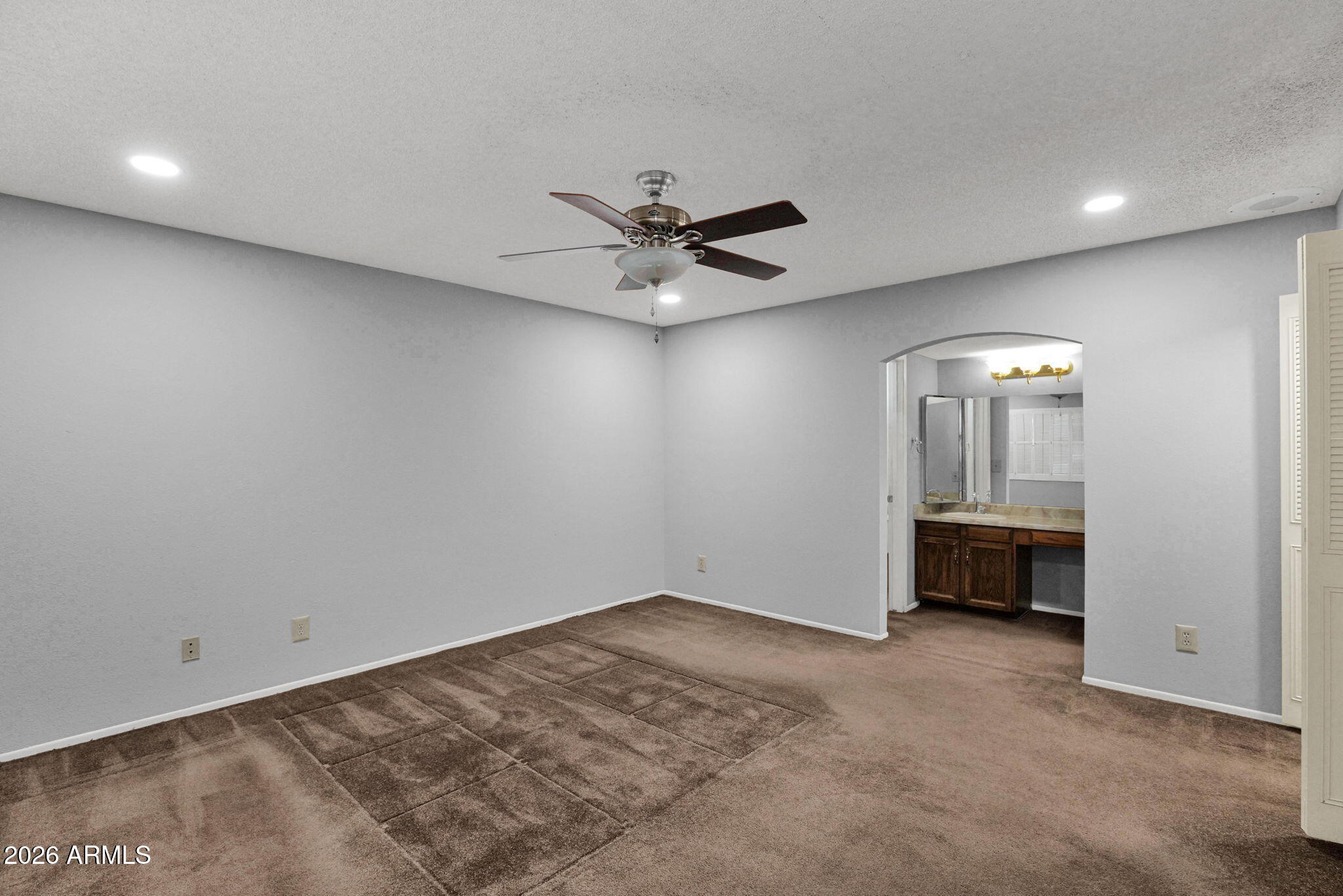ROYAL ESTATES WEST 4 - Residential
